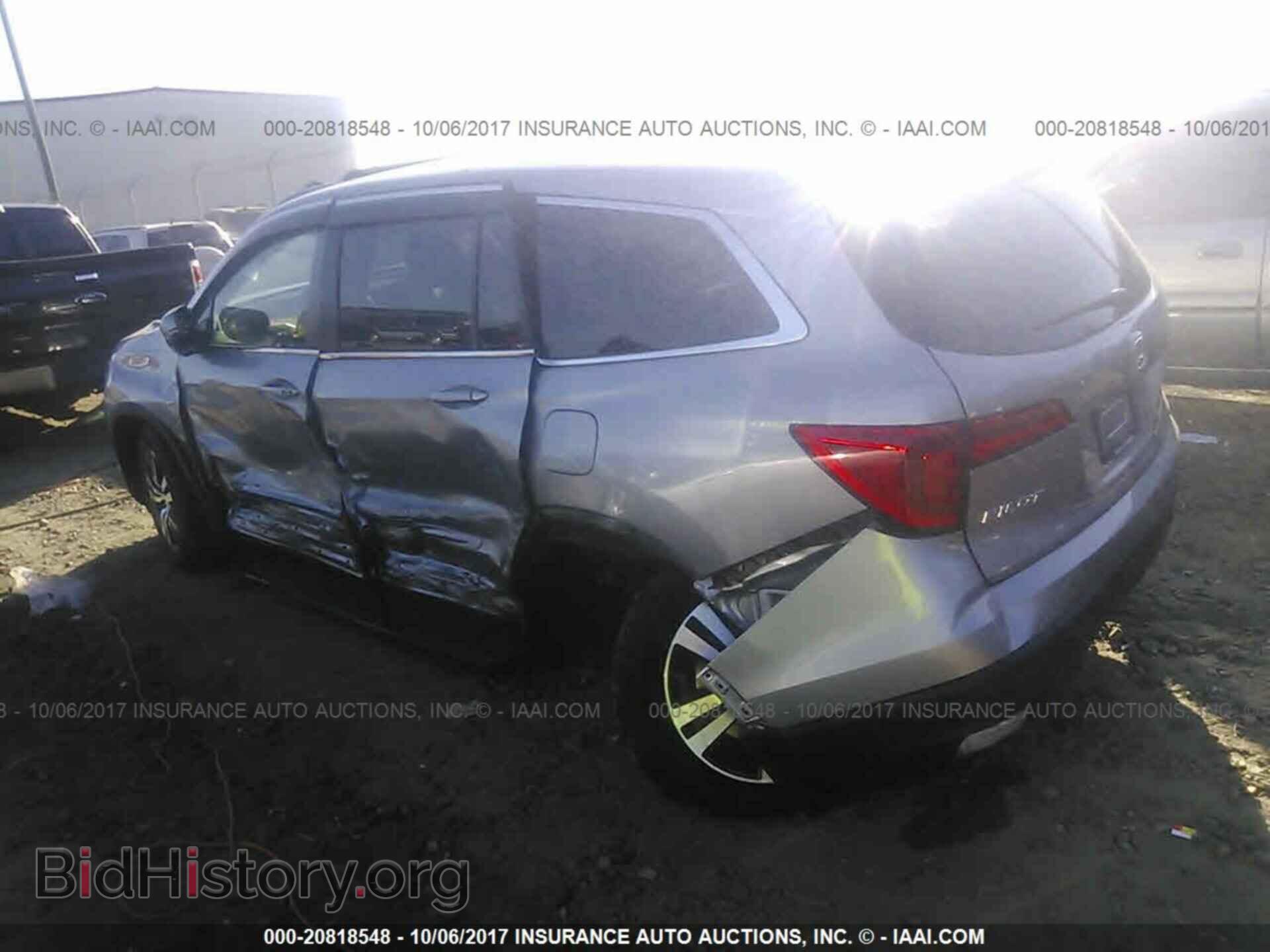 2017 Honda Pilot - VIN: 5FNYF5H57HB009306 - Фото 3