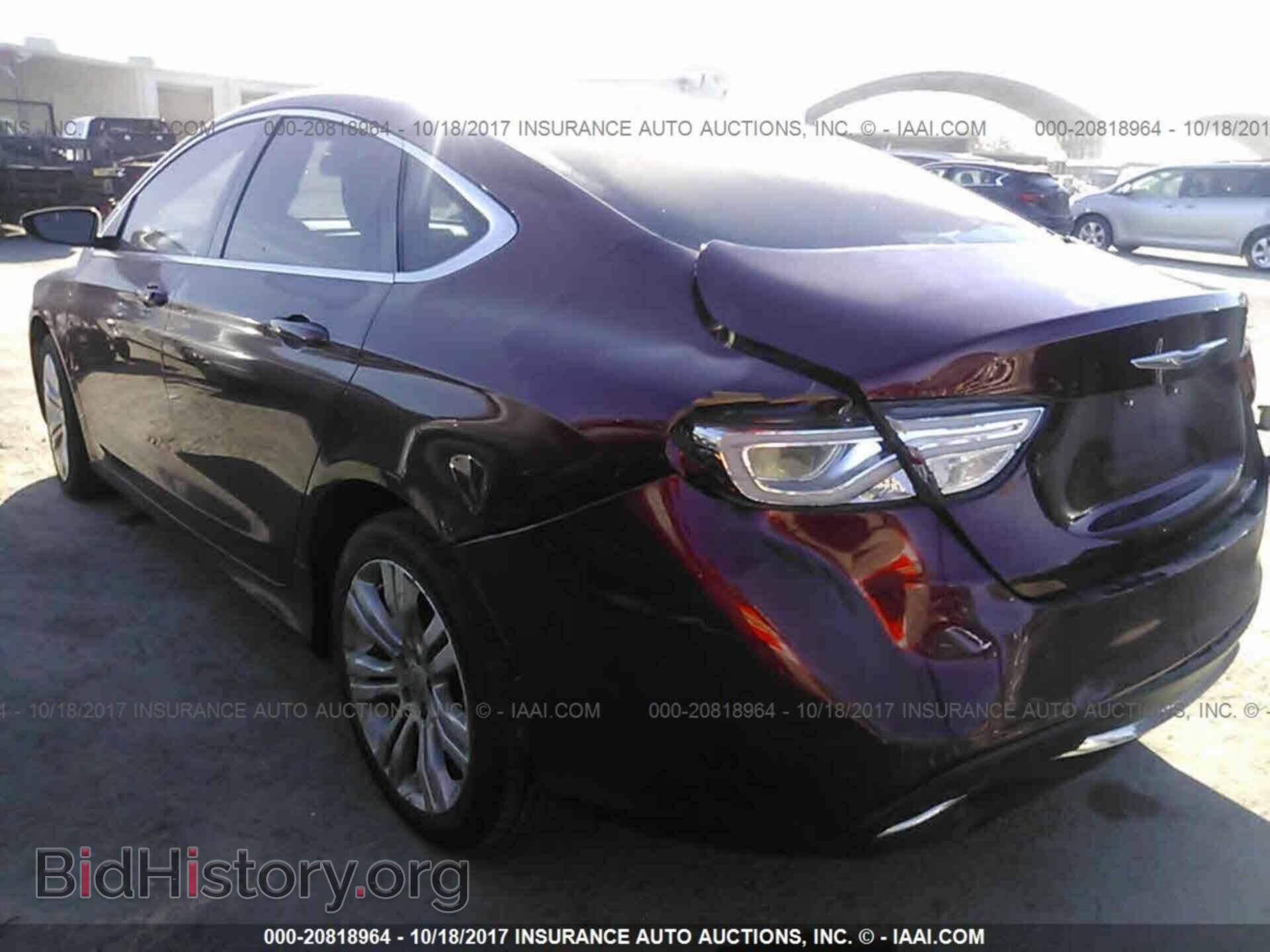 2015 Chrysler 200 - VIN: 1C3CCCAB7FN662857 - Photo 3