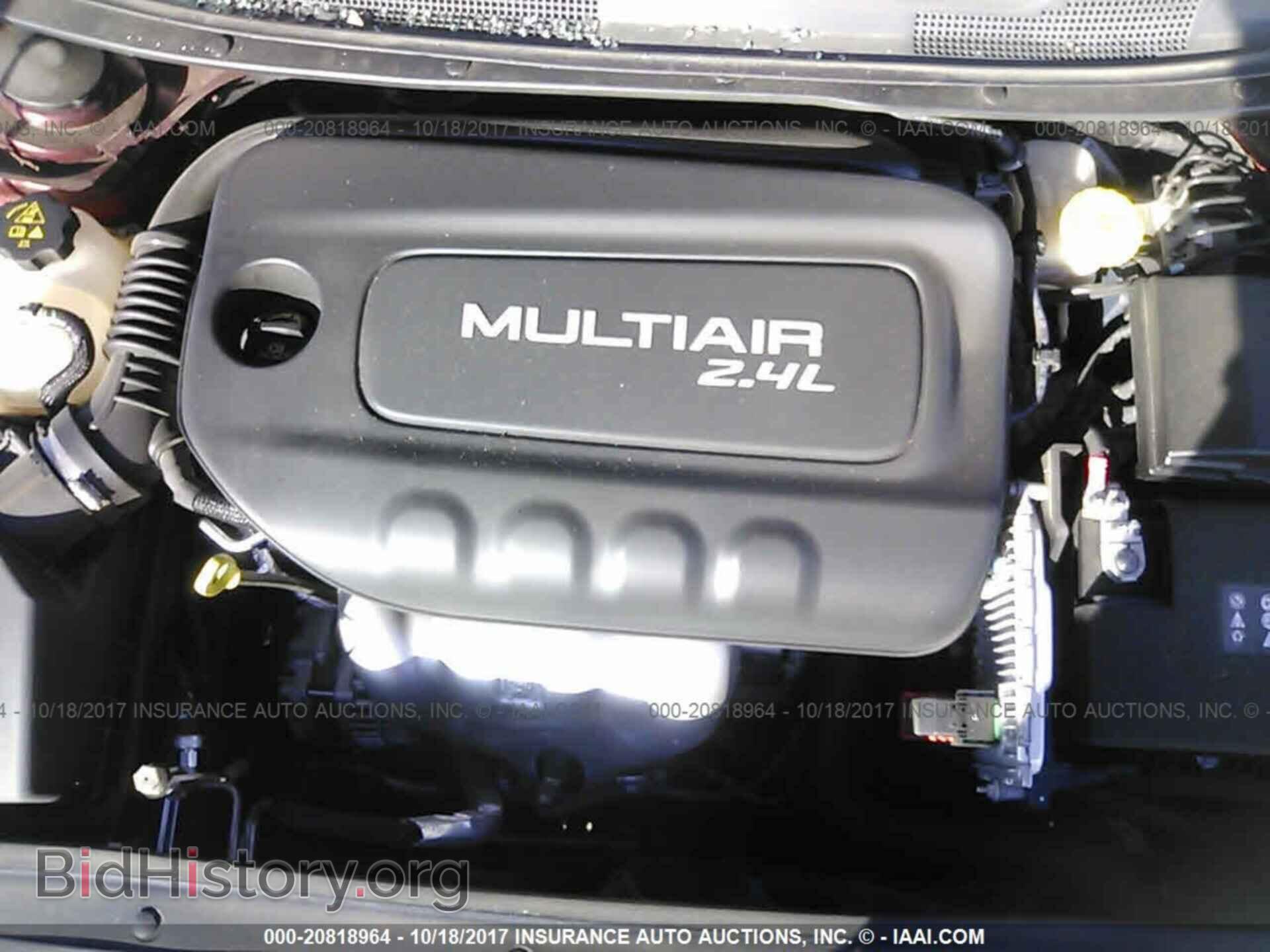 2015 Chrysler 200 - VIN: 1C3CCCAB7FN662857 - Photo 10