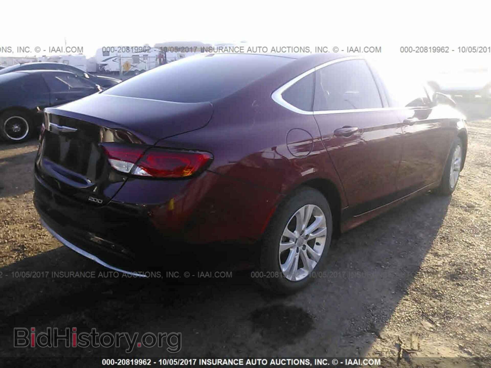 2016 Chrysler 200 - VIN: 1C3CCCABXGN106849 - Photo 4