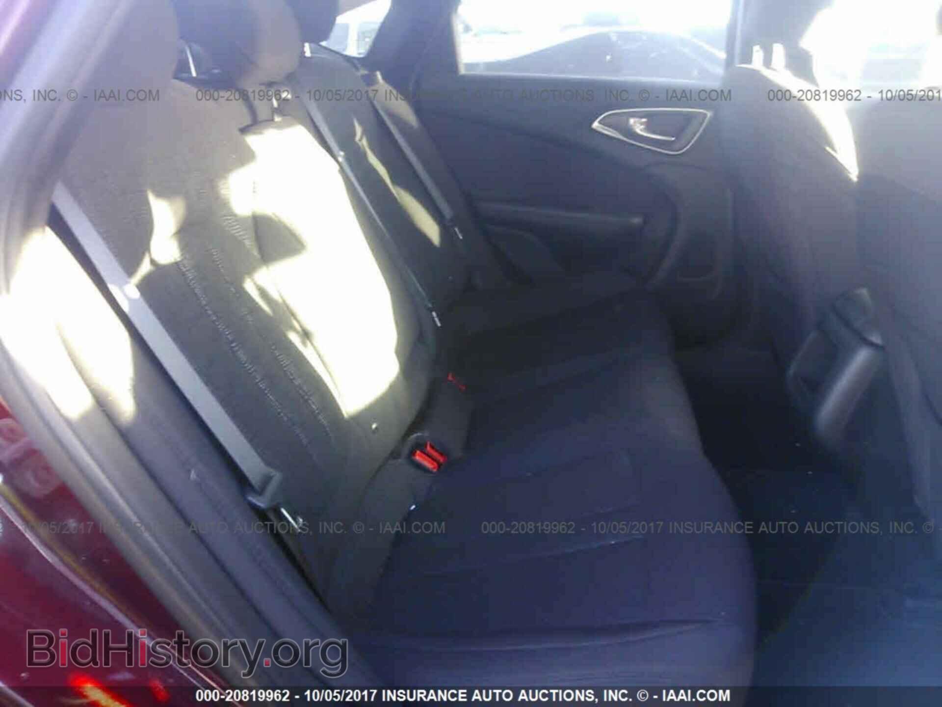 2016 Chrysler 200 - VIN: 1C3CCCABXGN106849 - Photo 8
