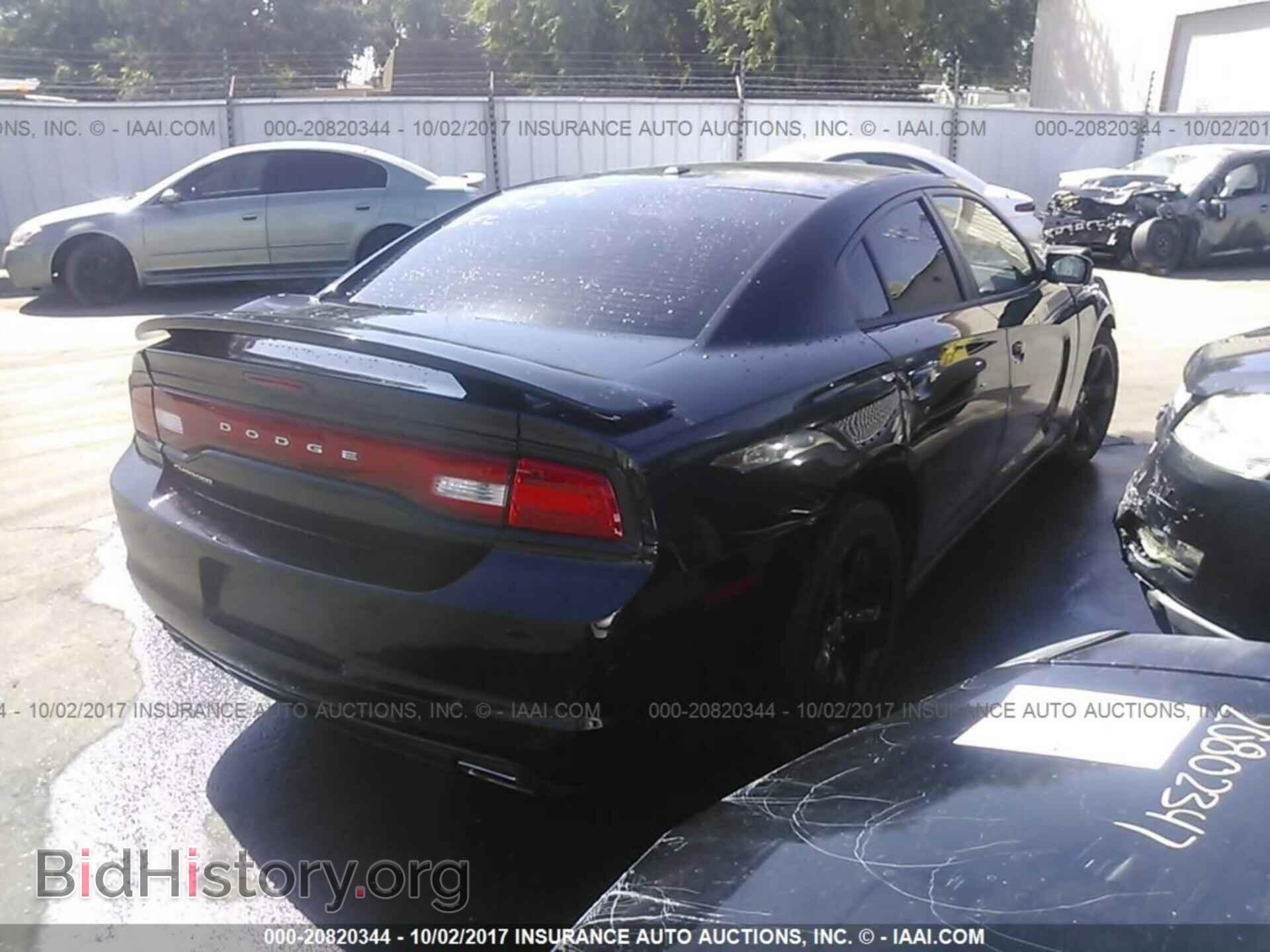 2012 Dodge Charger - VIN: 2C3CDXHG4CH244945 - Фото 4