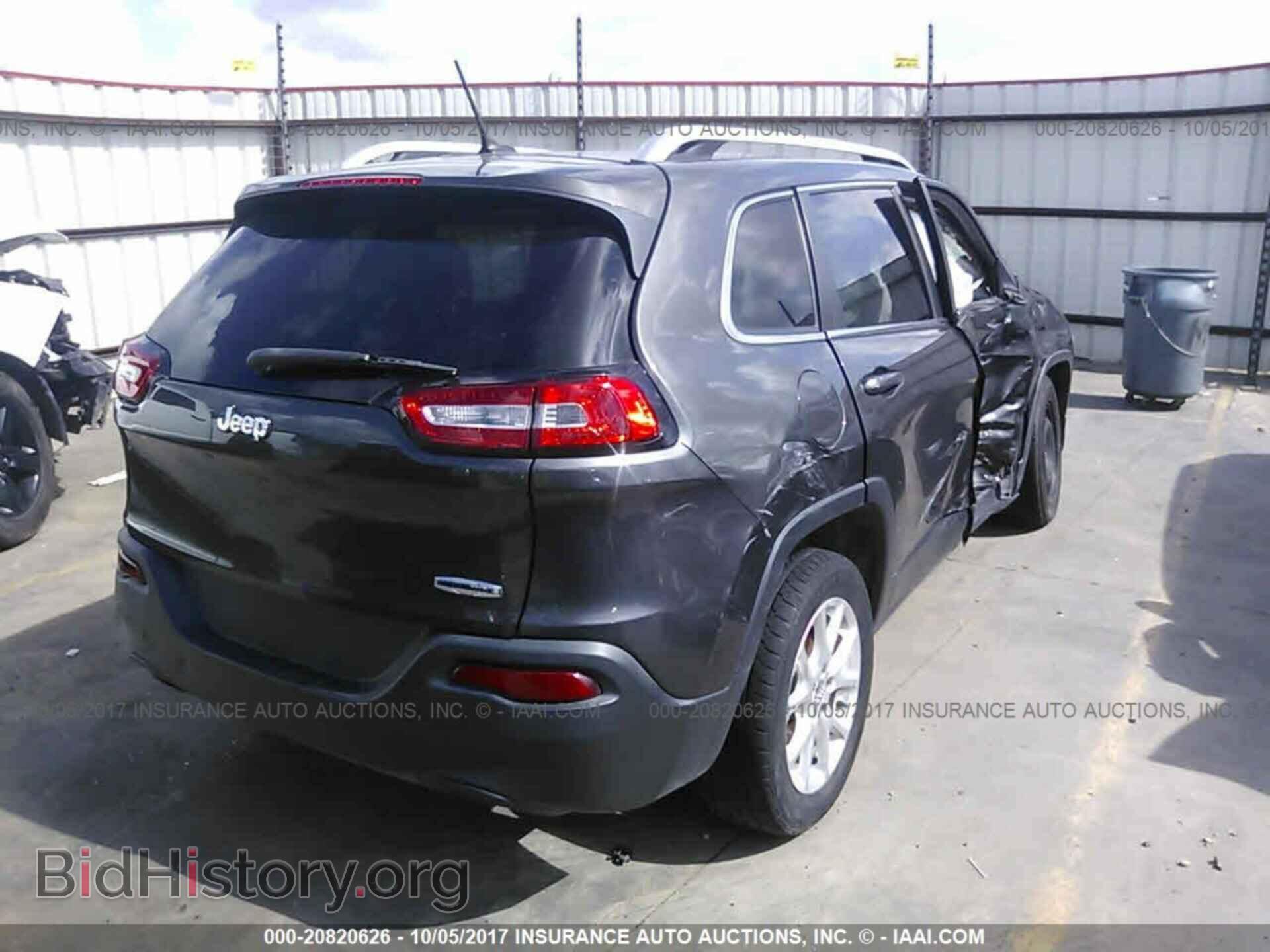 2014 Jeep Cherokee - VIN: 1C4PJLCB4EW273778 - Photo 4