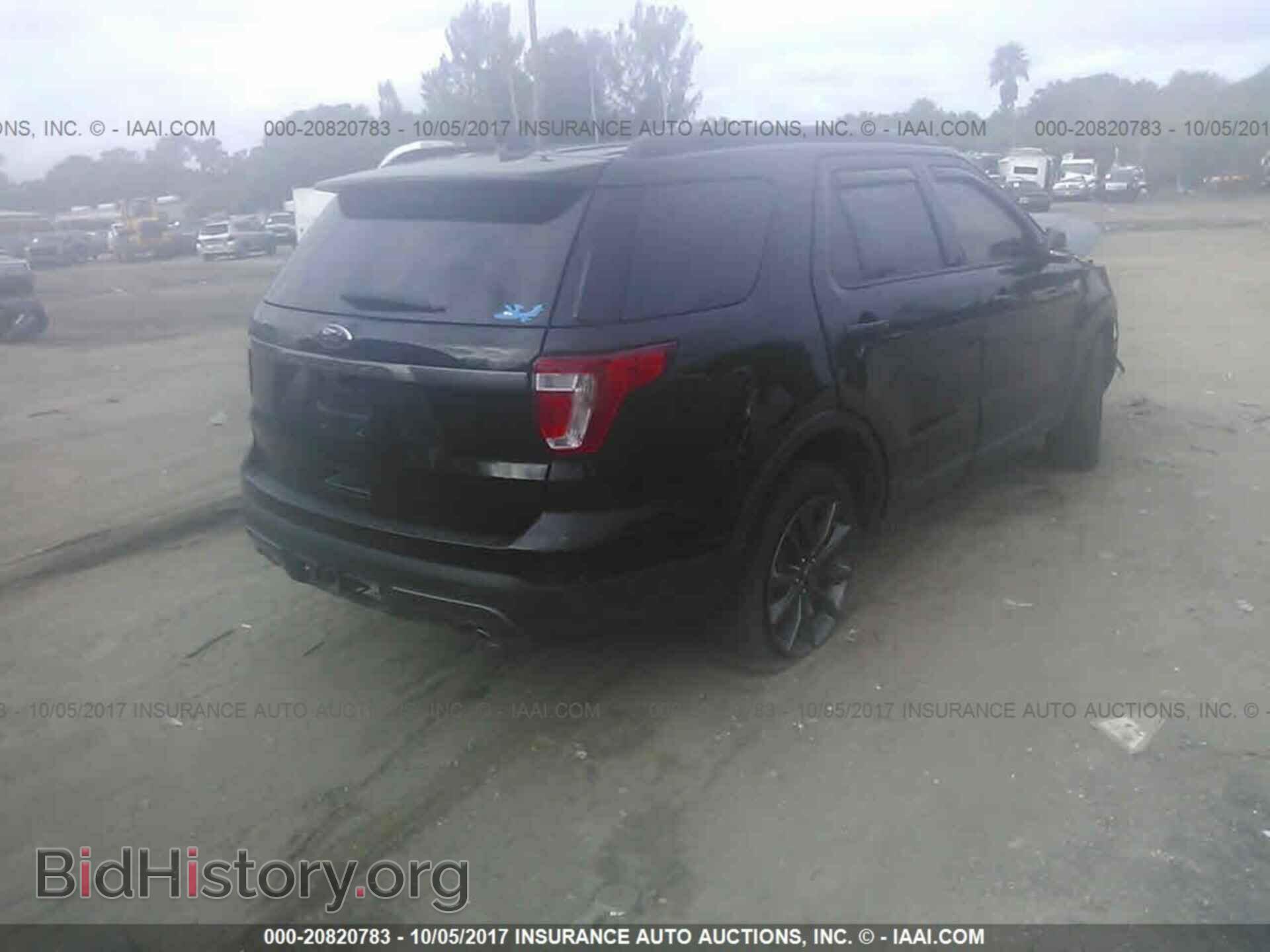 2017 Ford Explorer - VIN: 1FM5K7D82HGB37996 - Photo 4