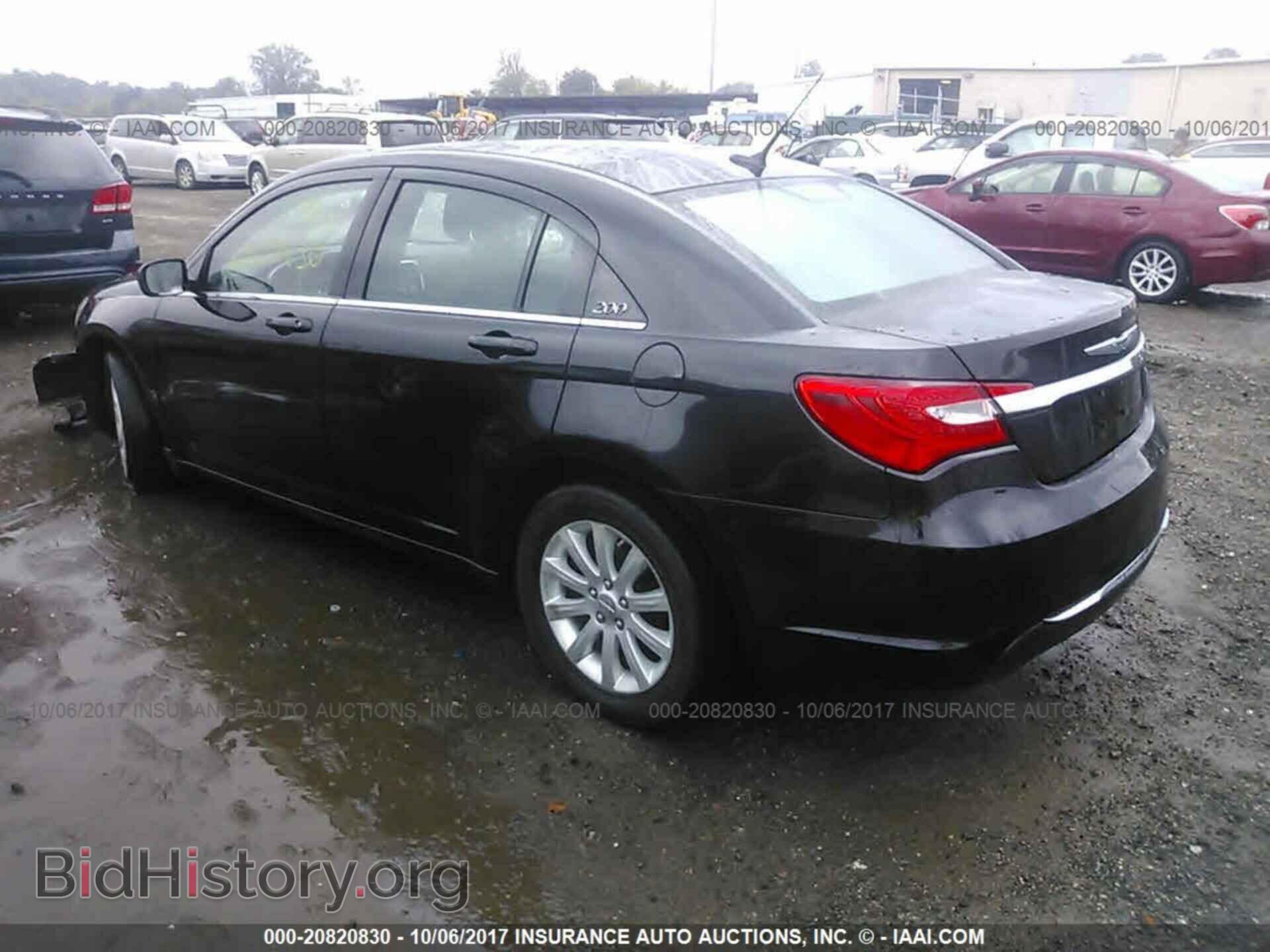 2011 Chrysler 200 - VIN: 1C3BC1FB6BN521832 - Photo 3