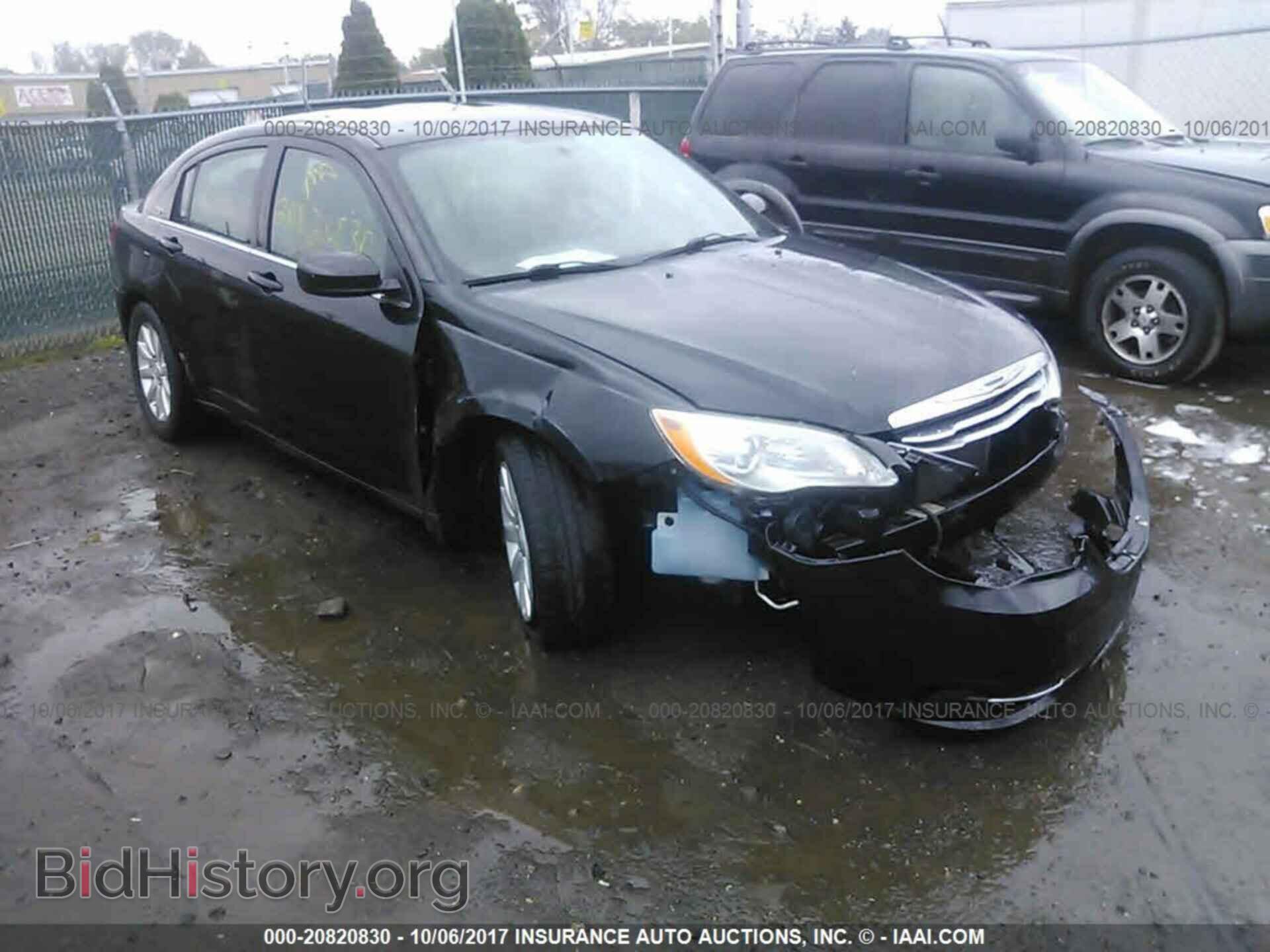 2011 Chrysler 200 - VIN: 1C3BC1FB6BN521832 - Photo 6