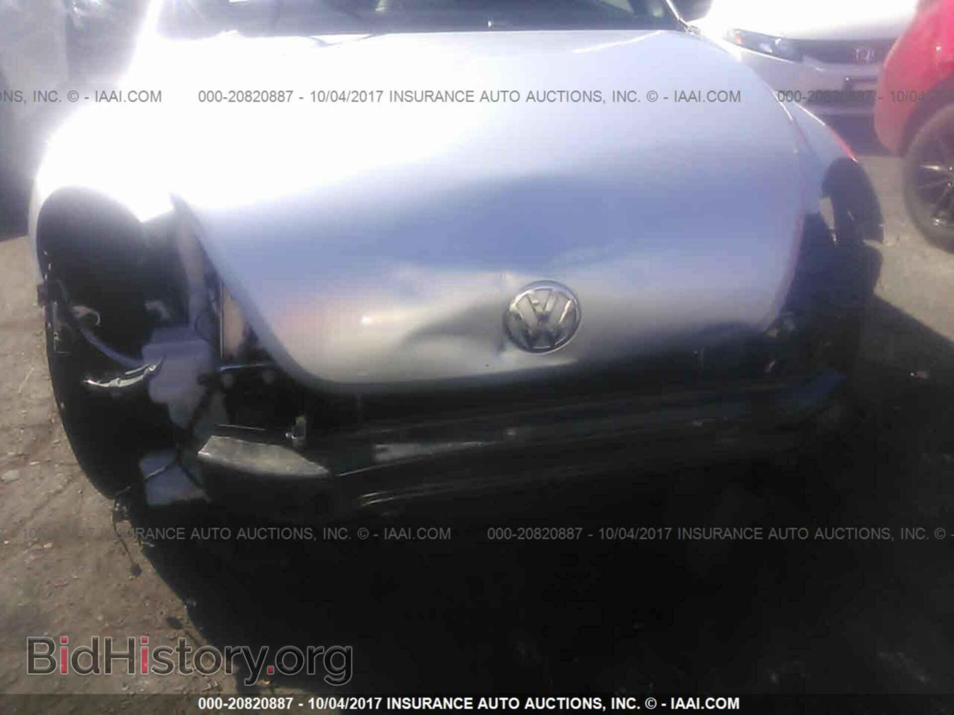 2013 Volkswagen Beetle - VIN: 3VWVA7AT5DM621089 - Фото 6