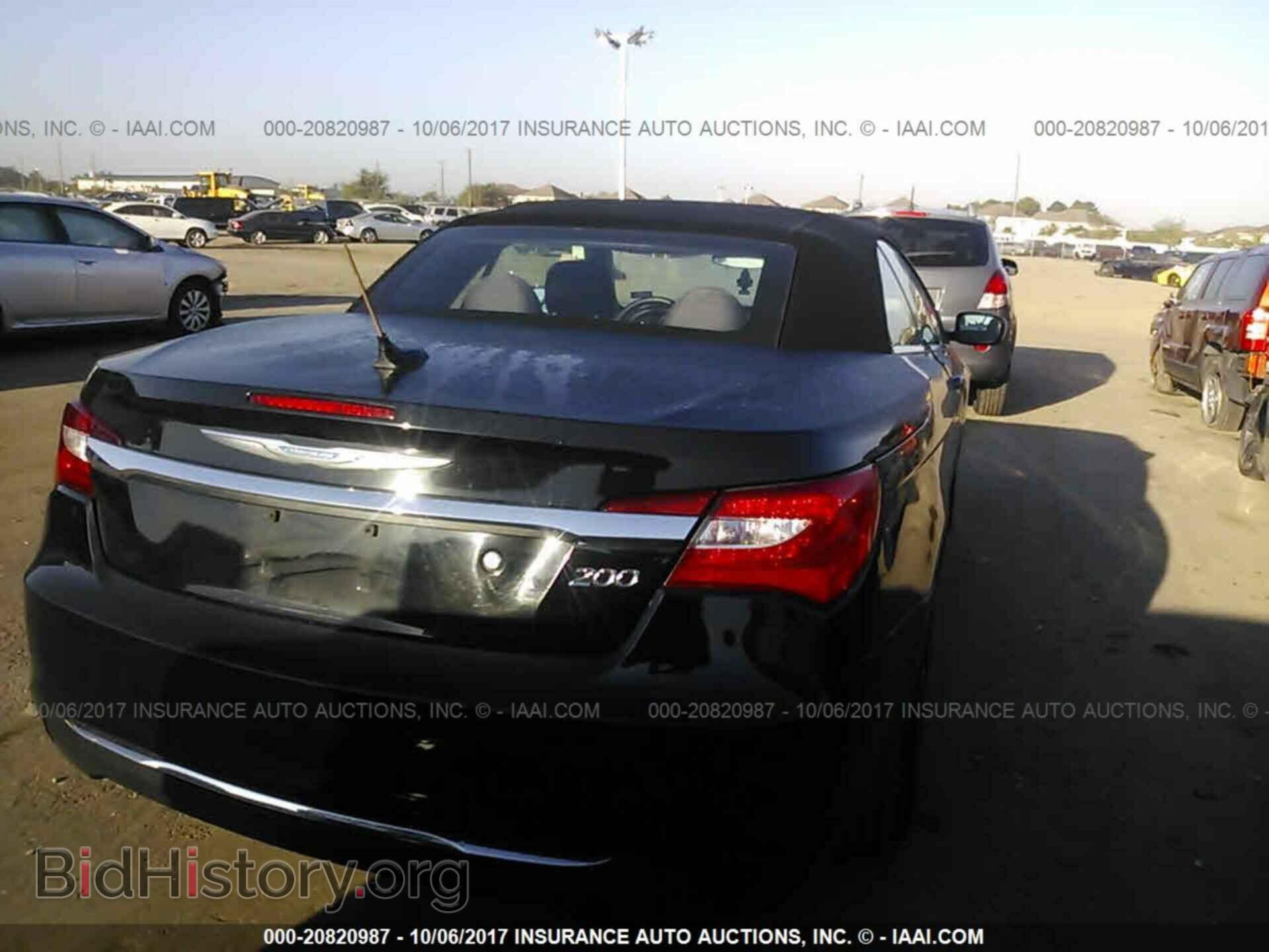 2013 Chrysler 200 - VIN: 1C3BCBEB7DN592306 - Photo 6