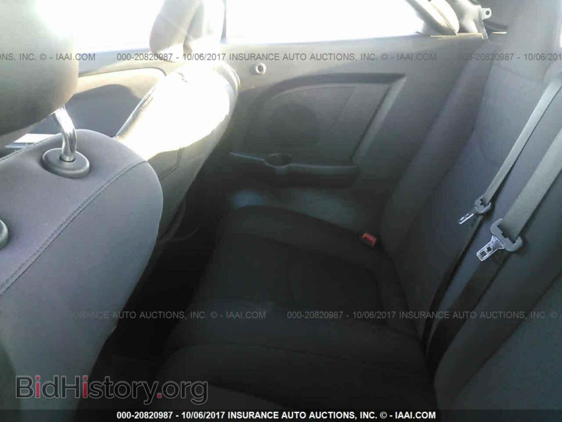 2013 Chrysler 200 - VIN: 1C3BCBEB7DN592306 - Photo 8