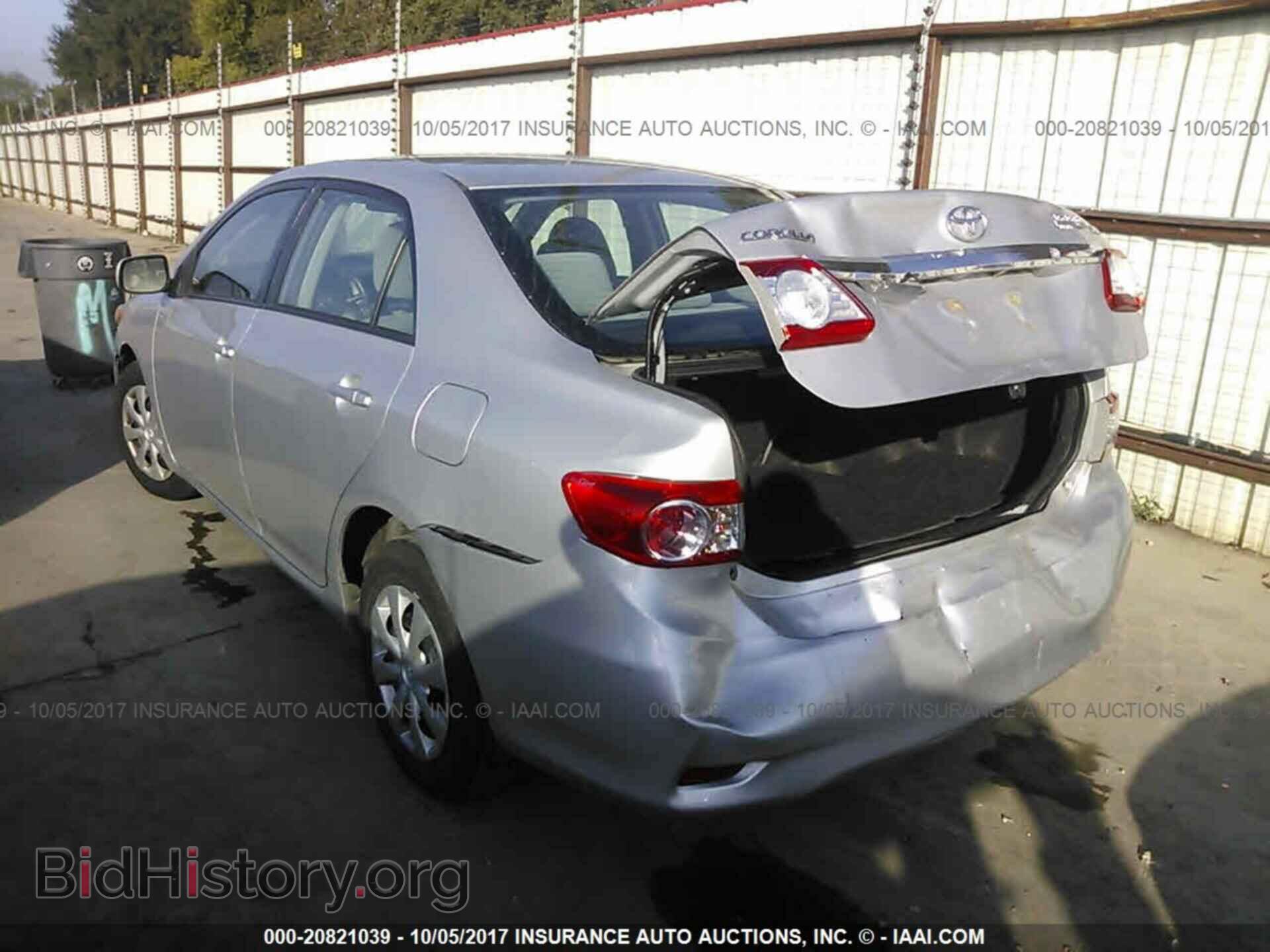 2011 Toyota Corolla - VIN: 2T1BU4EEXBC628603 - Фото 3