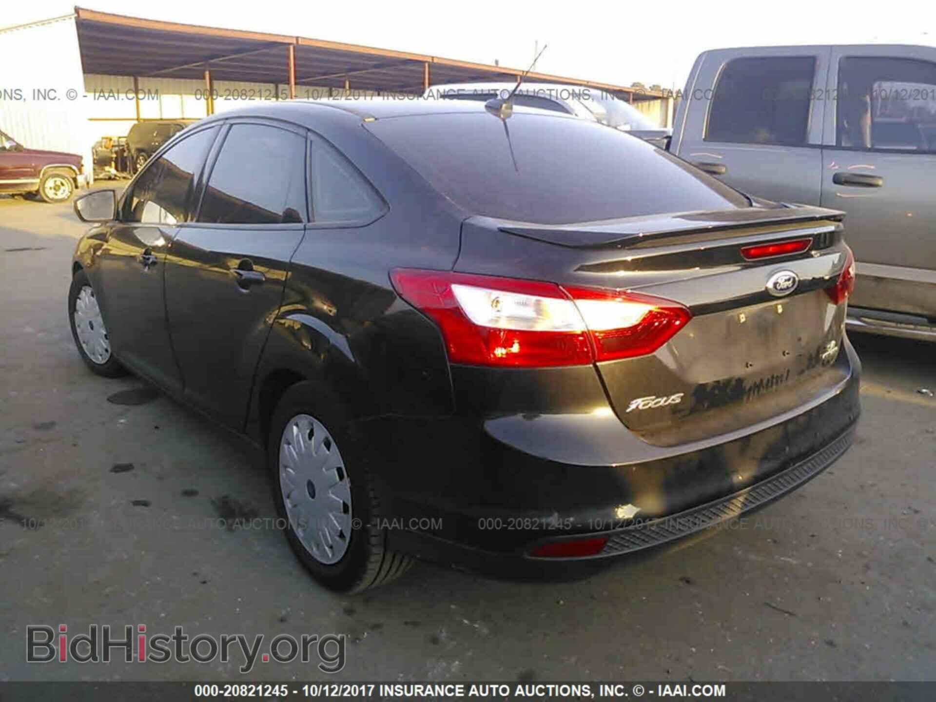2014 Ford Focus - VIN: 1FADP3F26EL419599 - Фото 3
