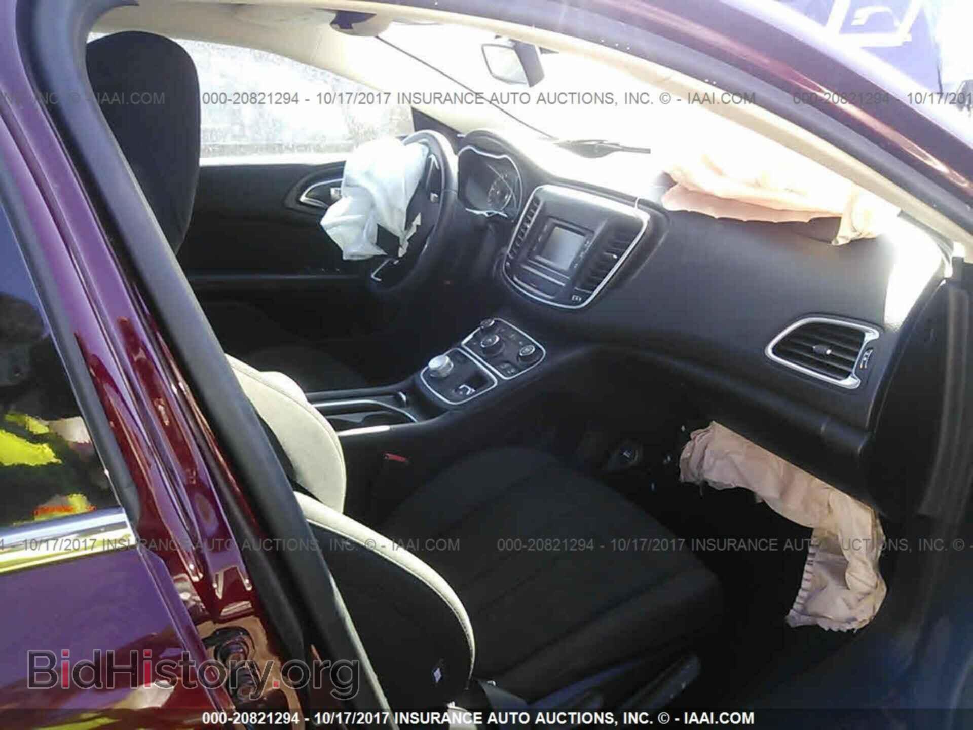 2016 Chrysler 200 - VIN: 1C3CCCFB6GN182724 - Фото 5