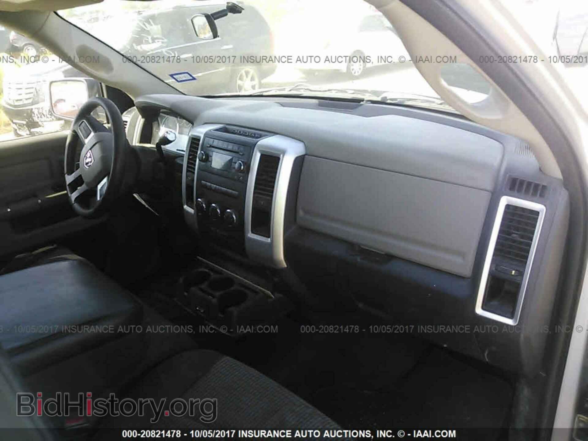 2011 Dodge Ram 1500 - VIN: 1D7RB1GP2BS632134 - Фото 5