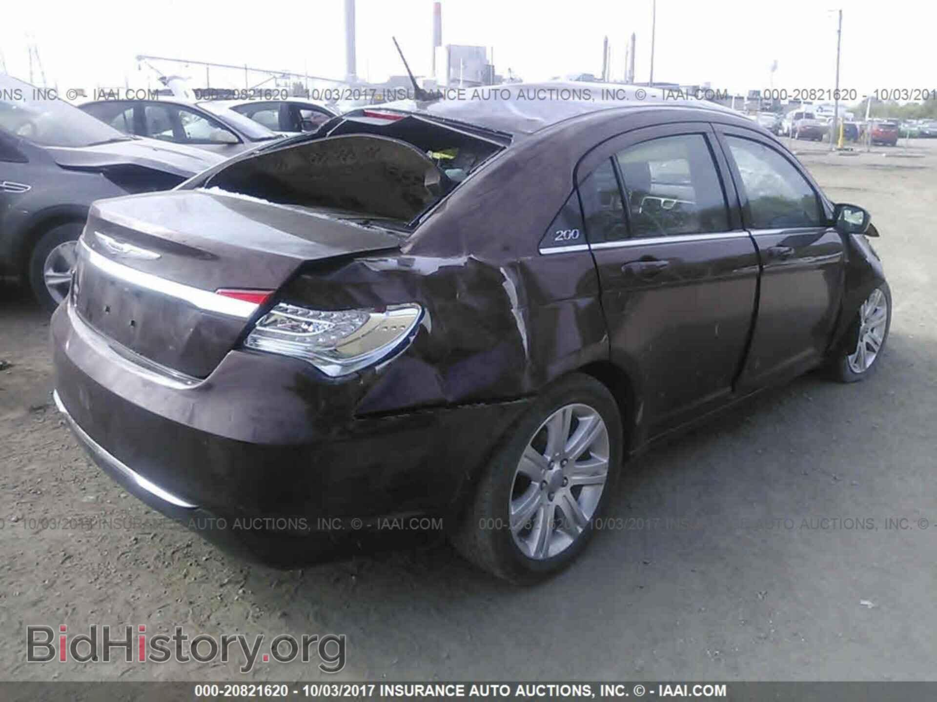 2013 Chrysler 200 - VIN: 1C3CCBBB1DN629410 - Photo 4
