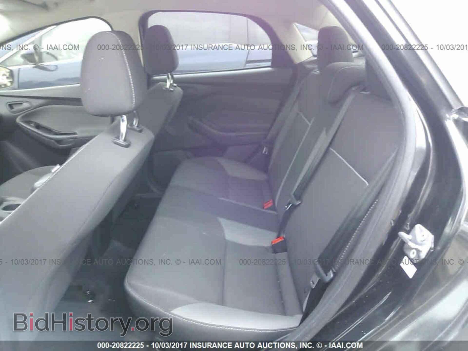 2012 Ford Focus - VIN: 1FAHP3F25CL356123 - Photo 8