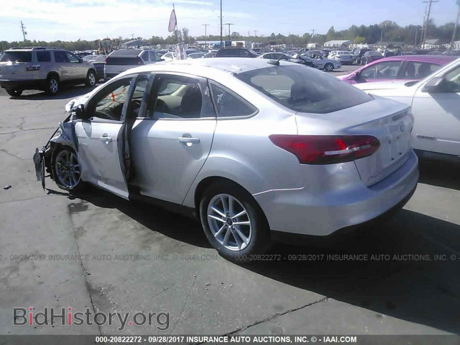 2017 Ford Focus - VIN: 1FADP3F27HL285514 - Фото 3
