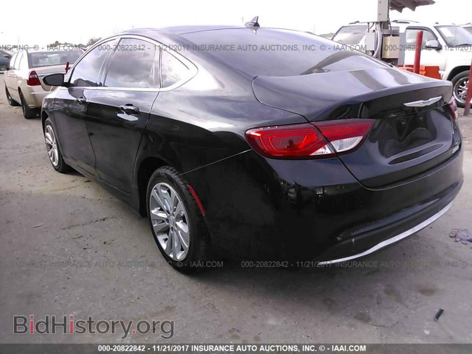 2015 Chrysler 200 - VIN: 1C3CCCAB0FN734952 - Photo 3