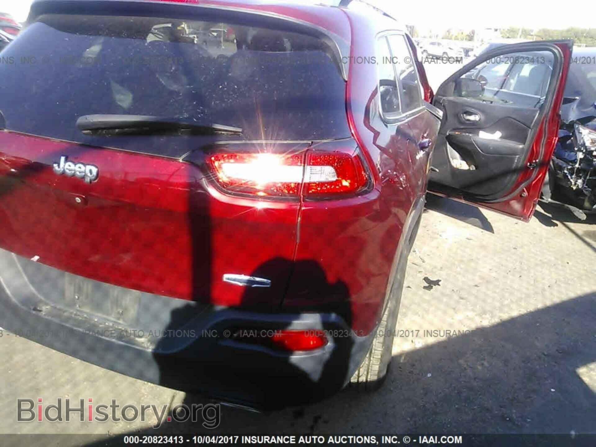 2015 Jeep Cherokee - VIN: 1C4PJMCS1FW559238 - Фото 4