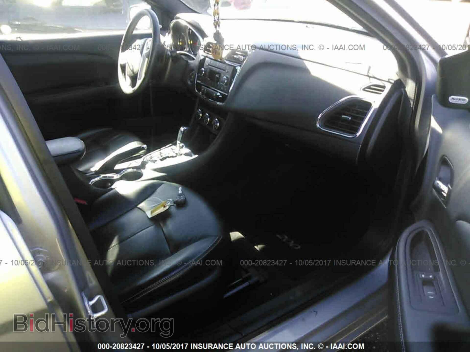 2013 Chrysler 200 - VIN: 1C3CCBCG3DN759831 - Фото 5