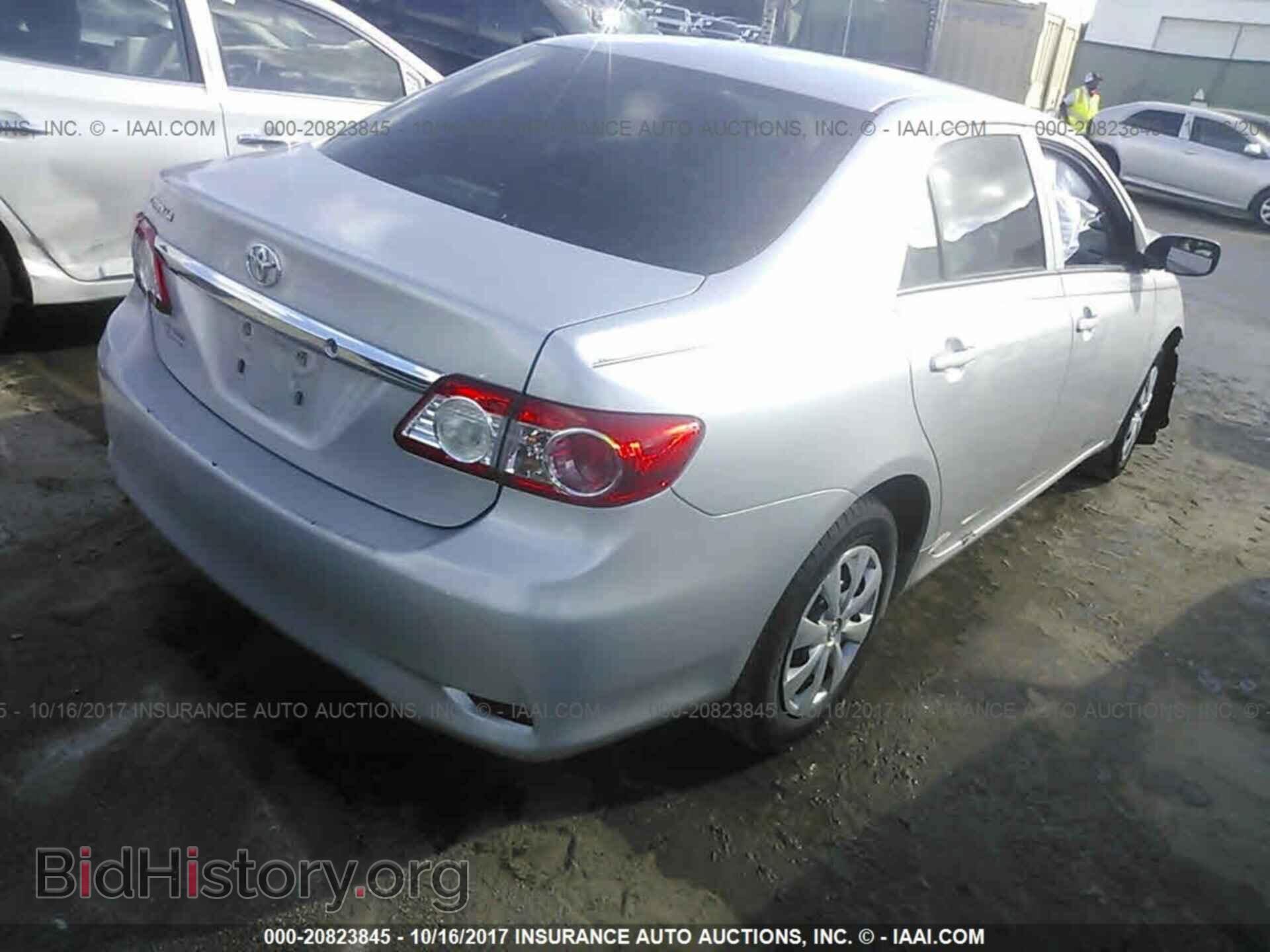 2013 Toyota Corolla - VIN: 2T1BU4EEXDC002276 - Photo 4