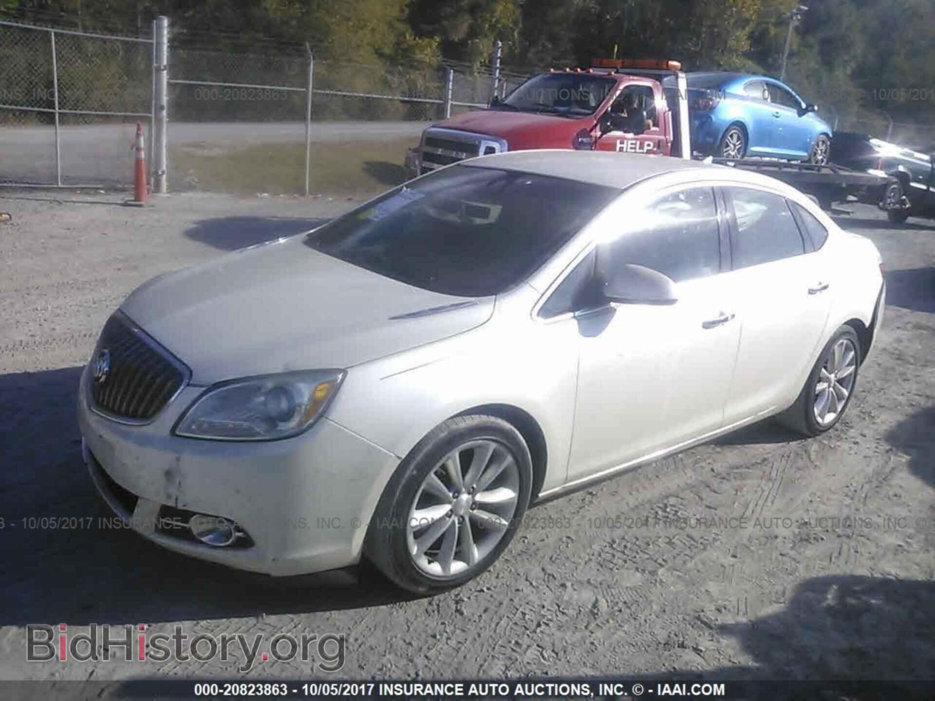 2012 Buick Verano - VIN: 1G4PS5SK6C4201155 - Фото 2