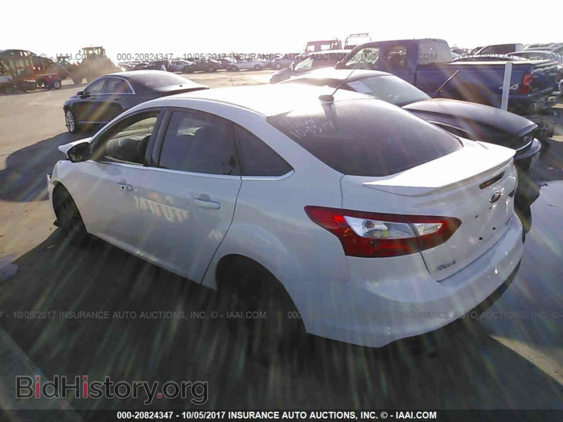 2014 Ford Focus - VIN: 1FADP3J27EL439870 - Фото 3