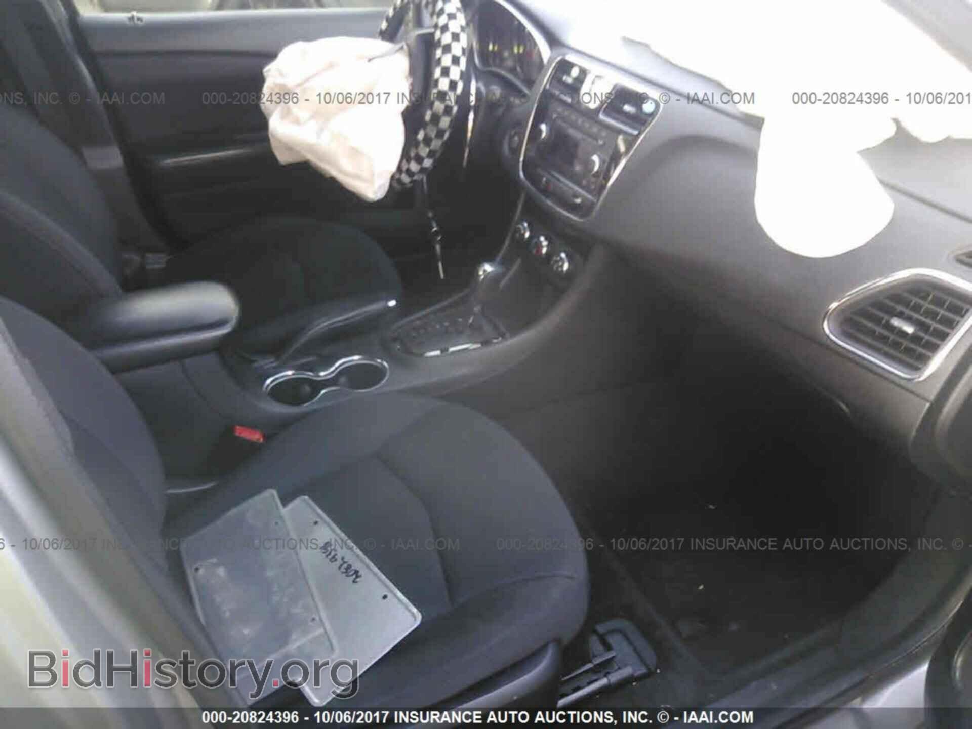 2013 Chrysler 200 - VIN: 1C3CCBAB6DN705298 - Фото 5