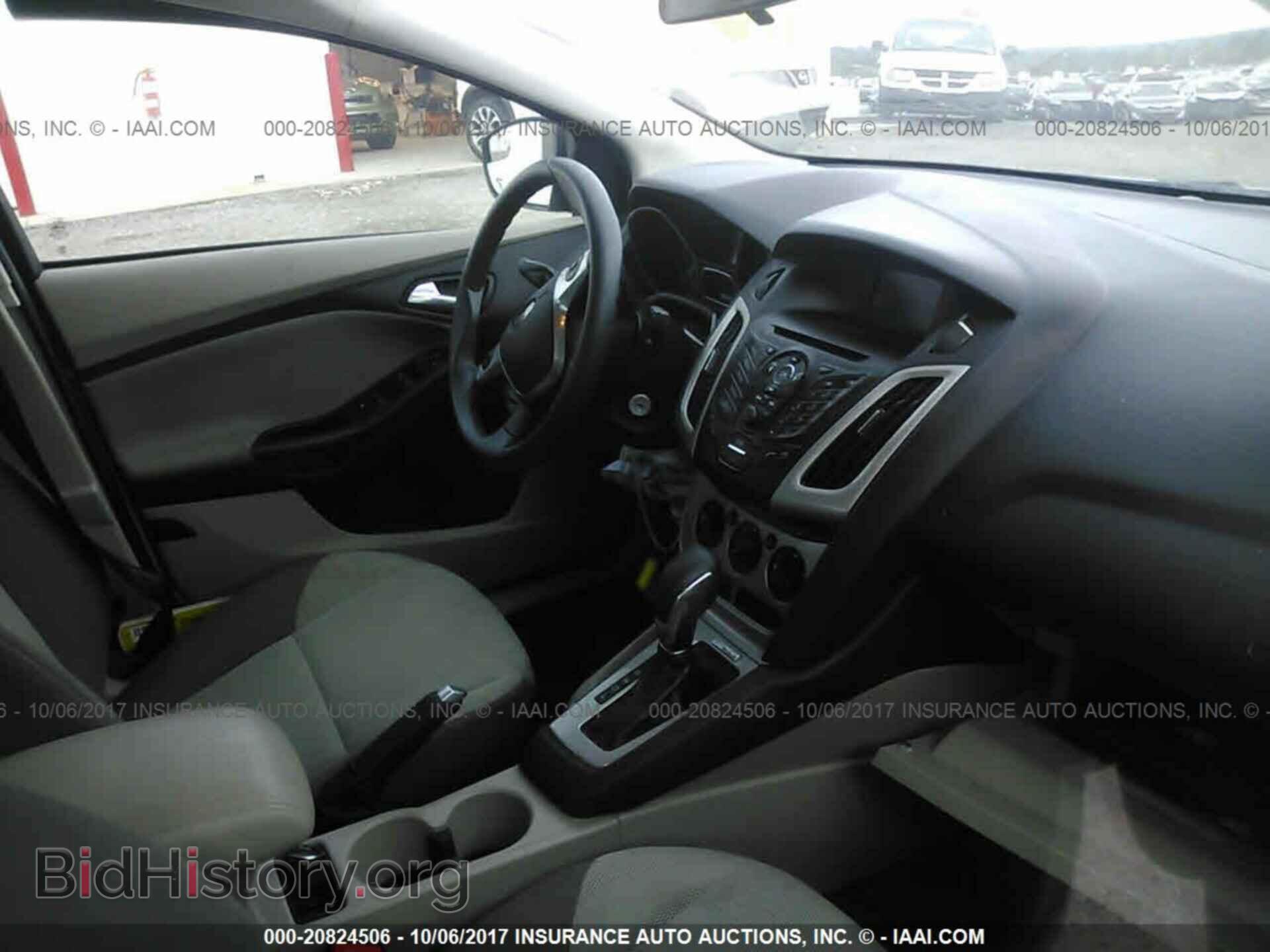 2014 Ford Focus - VIN: 1FADP3F27EL123202 - Photo 5