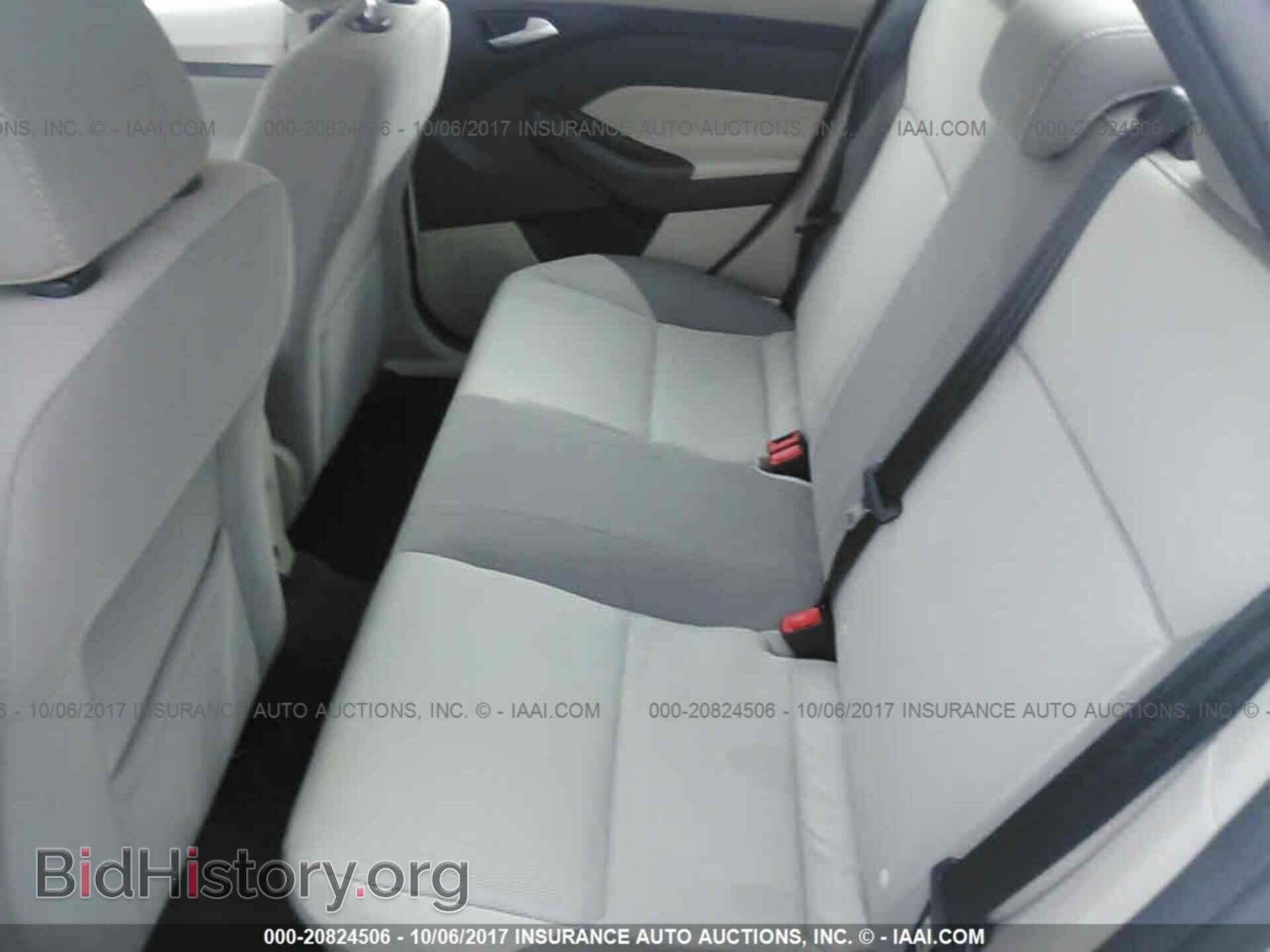 2014 Ford Focus - VIN: 1FADP3F27EL123202 - Photo 8