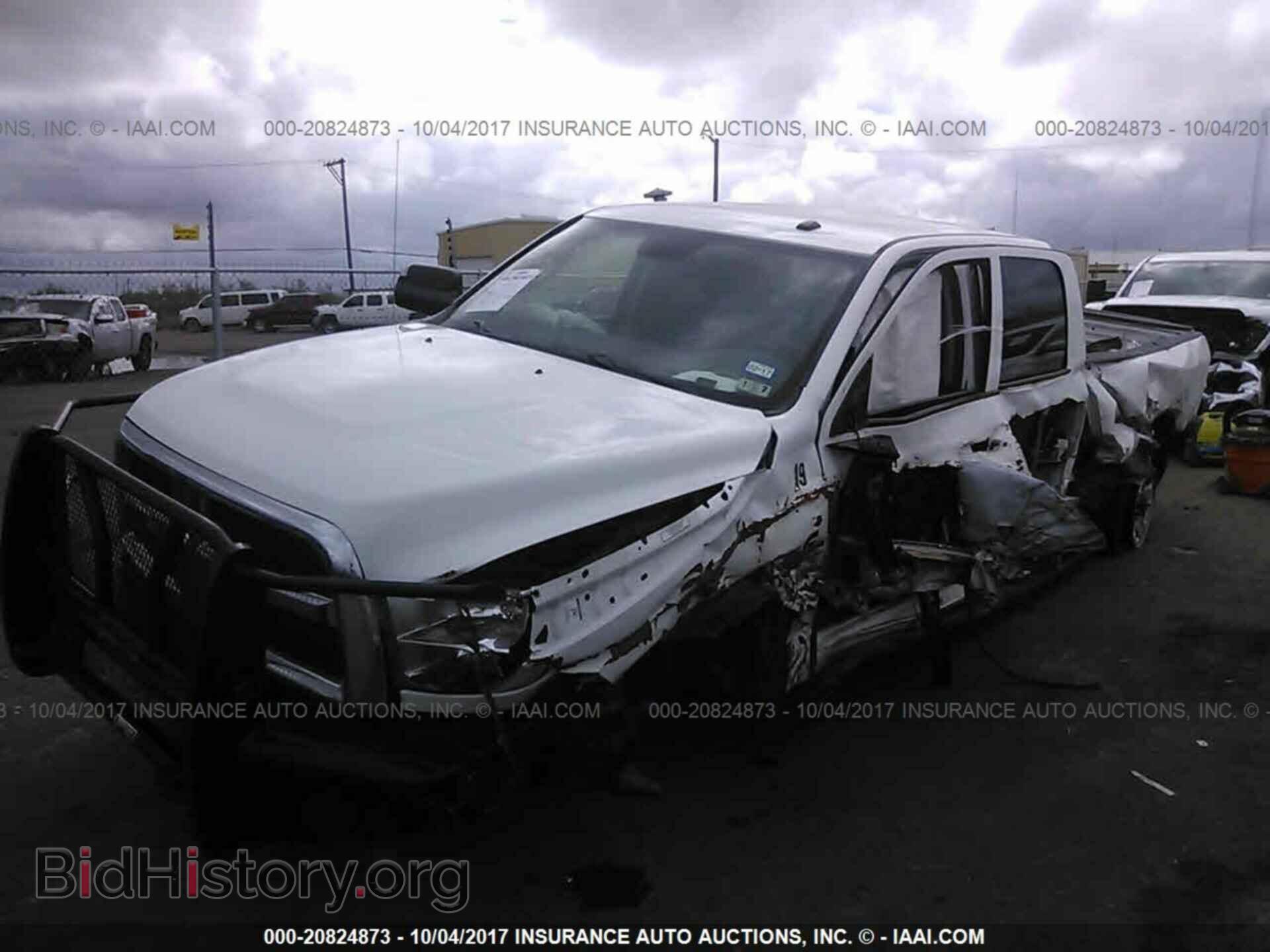 2015 Ram 3500 - VIN: 3C63R3GL6FG561755 - Фото 2