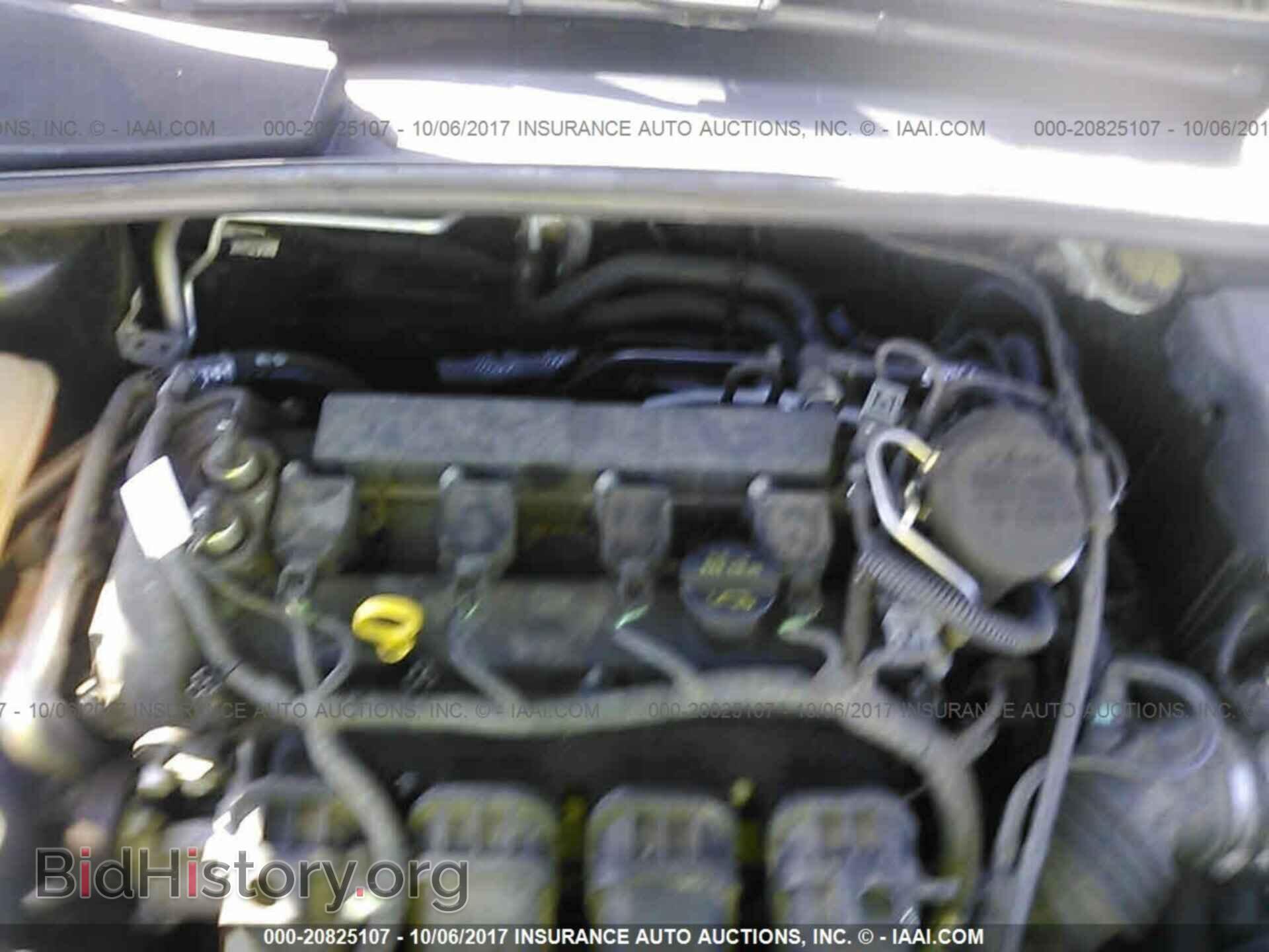 2012 Ford Focus - VIN: 1FAHP3F2XCL146570 - Photo 10