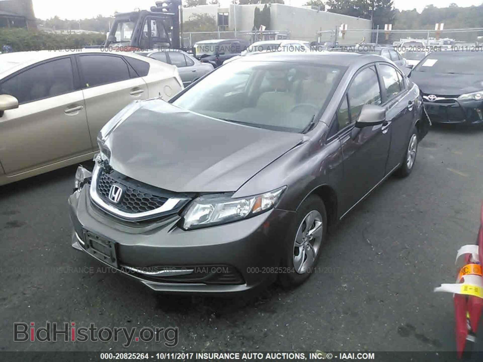 2013 Honda Civic - VIN: 19XFB2F51DE227875 - Фото 2