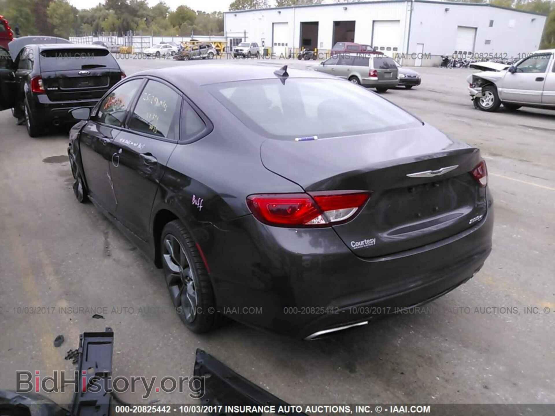 2016 Chrysler 200 - VIN: 1C3CCCBB2GN123675 - Фото 3