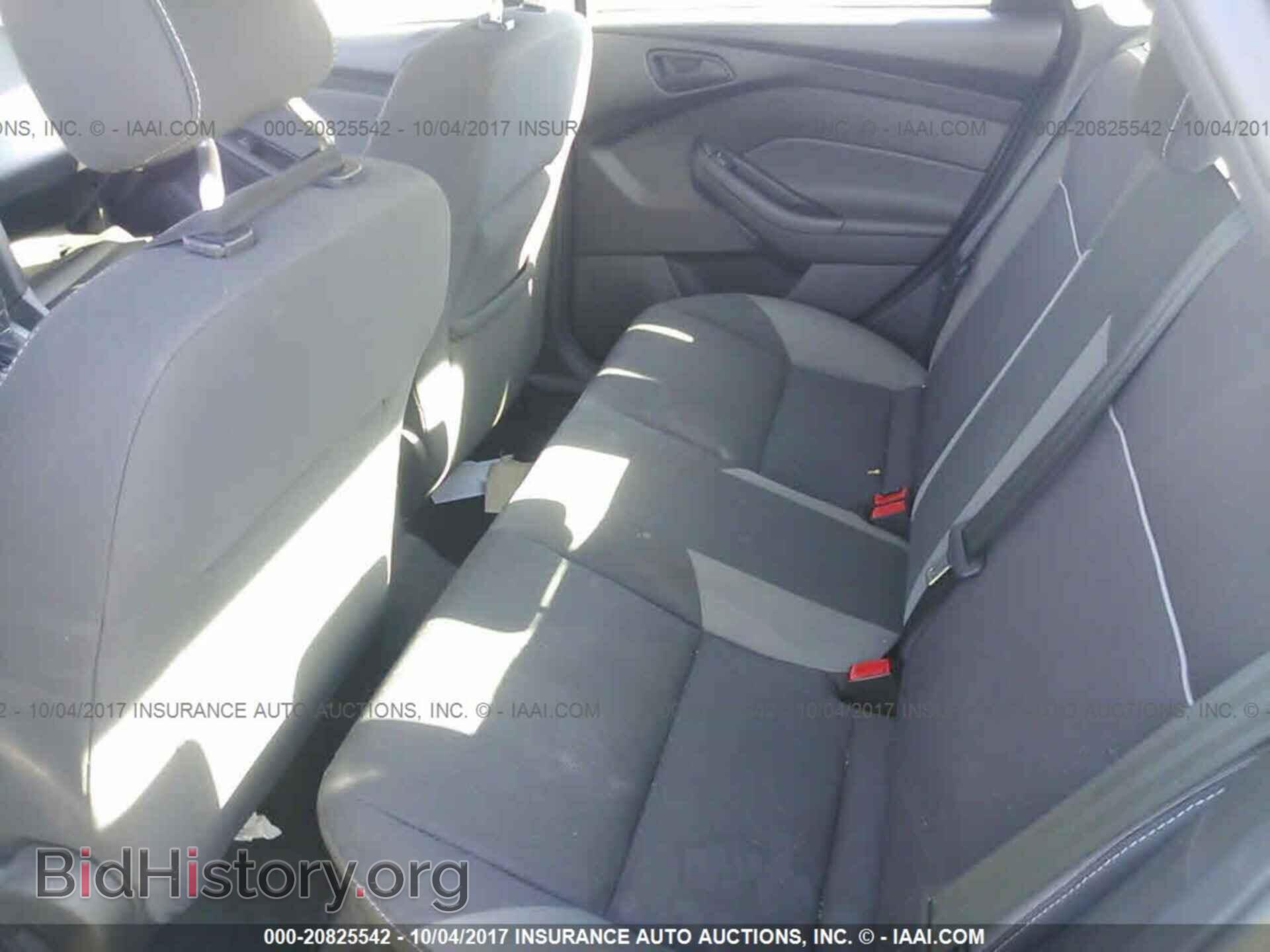 2012 Ford Focus - VIN: 1FAHP3F22CL333785 - Photo 8