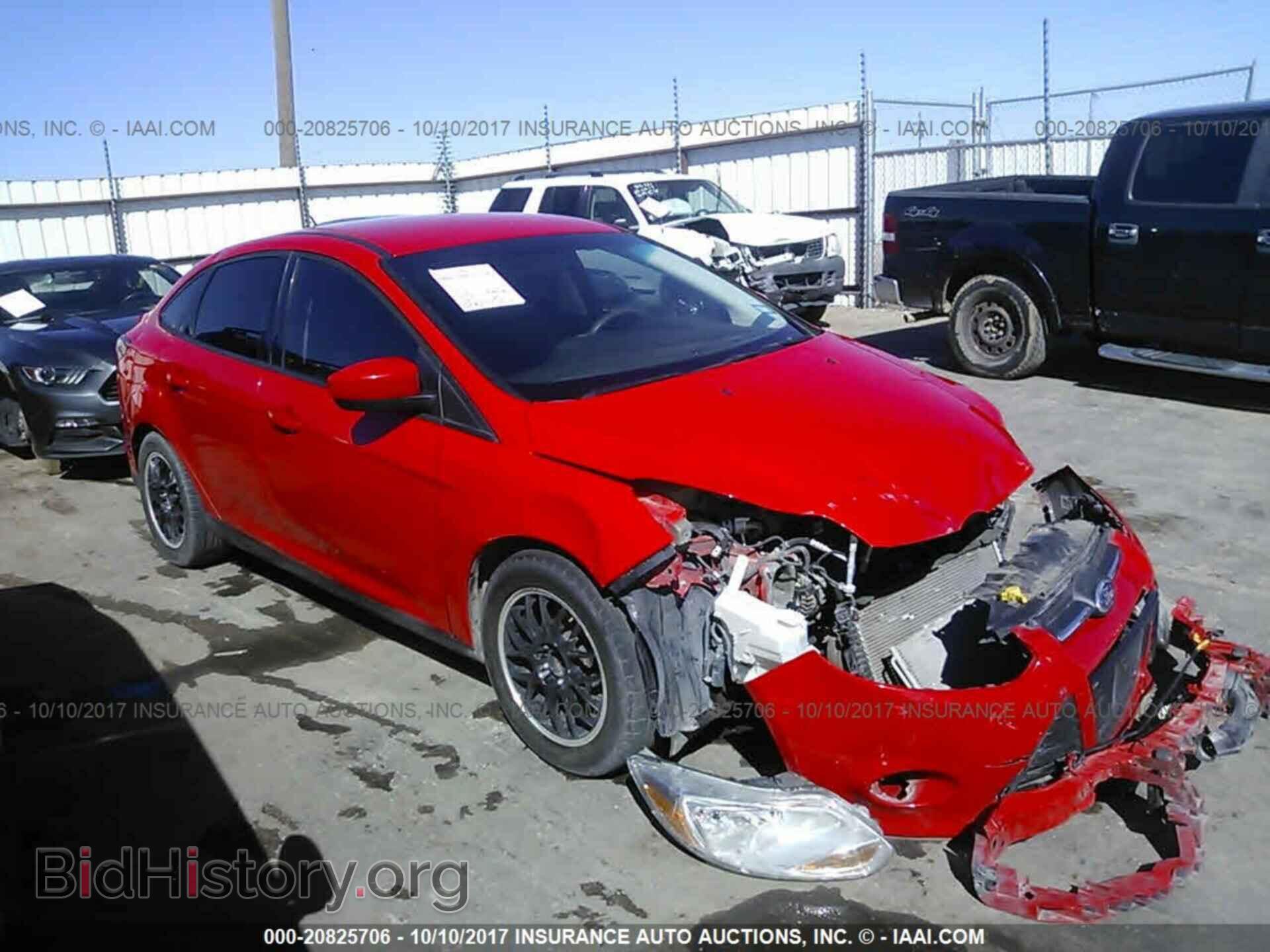 Photo 1FAHP3F2XCL205827 - Ford Focus 2012