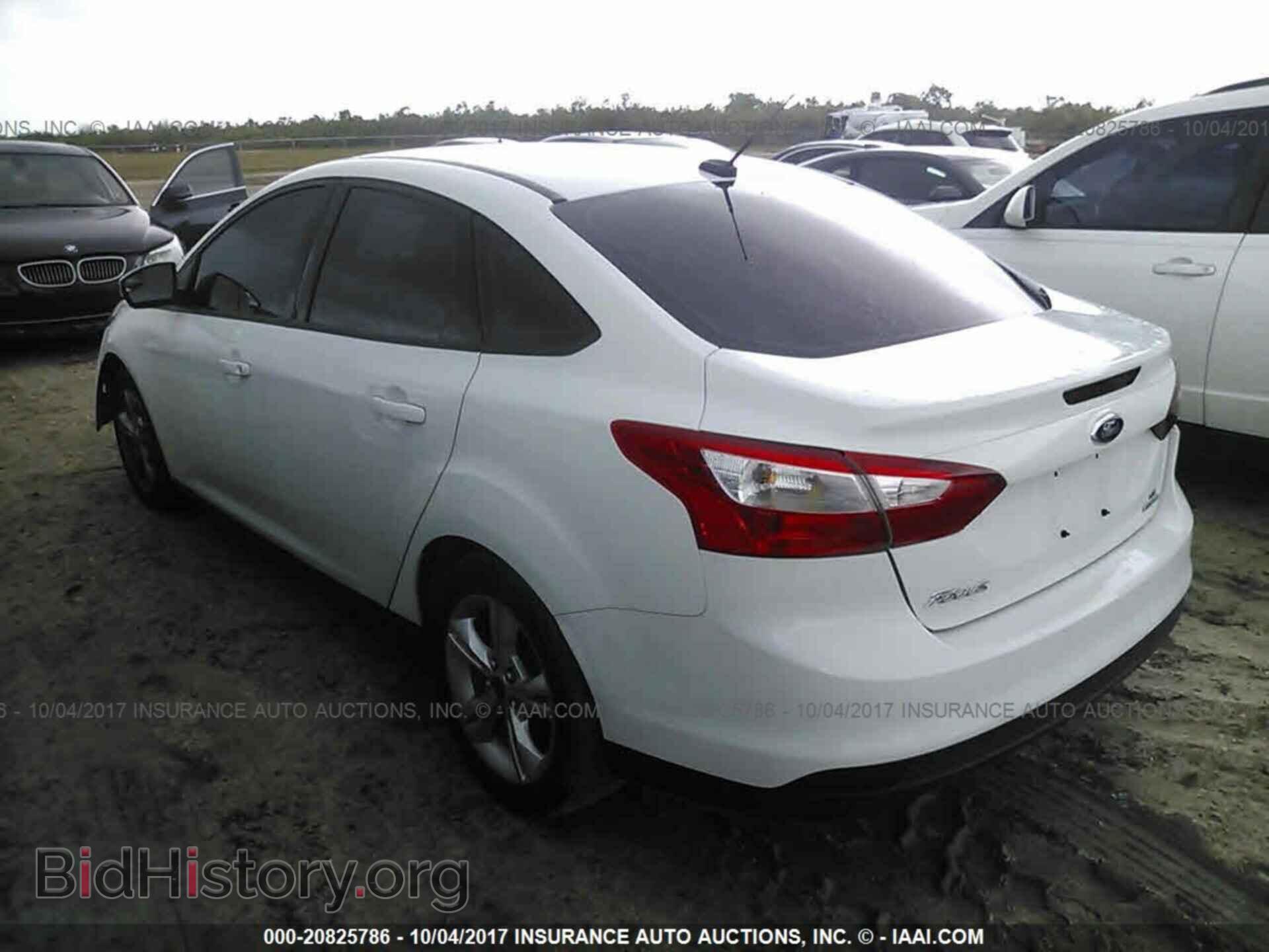 2014 Ford Focus - VIN: 1FADP3F28EL200255 - Фото 3