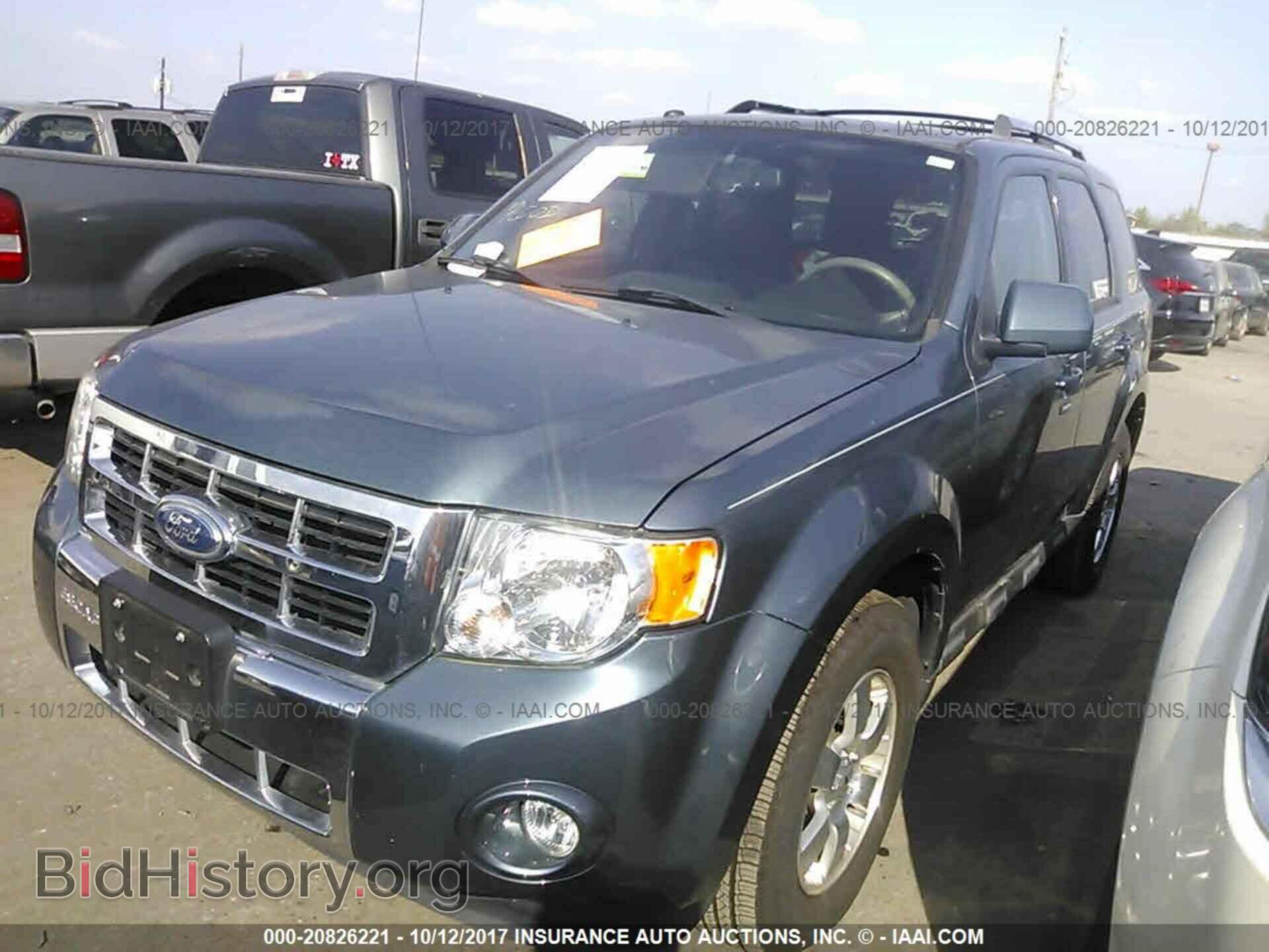 2012 Ford Escape - VIN: 1FMCU0EG8CKB53561 - Photo 2