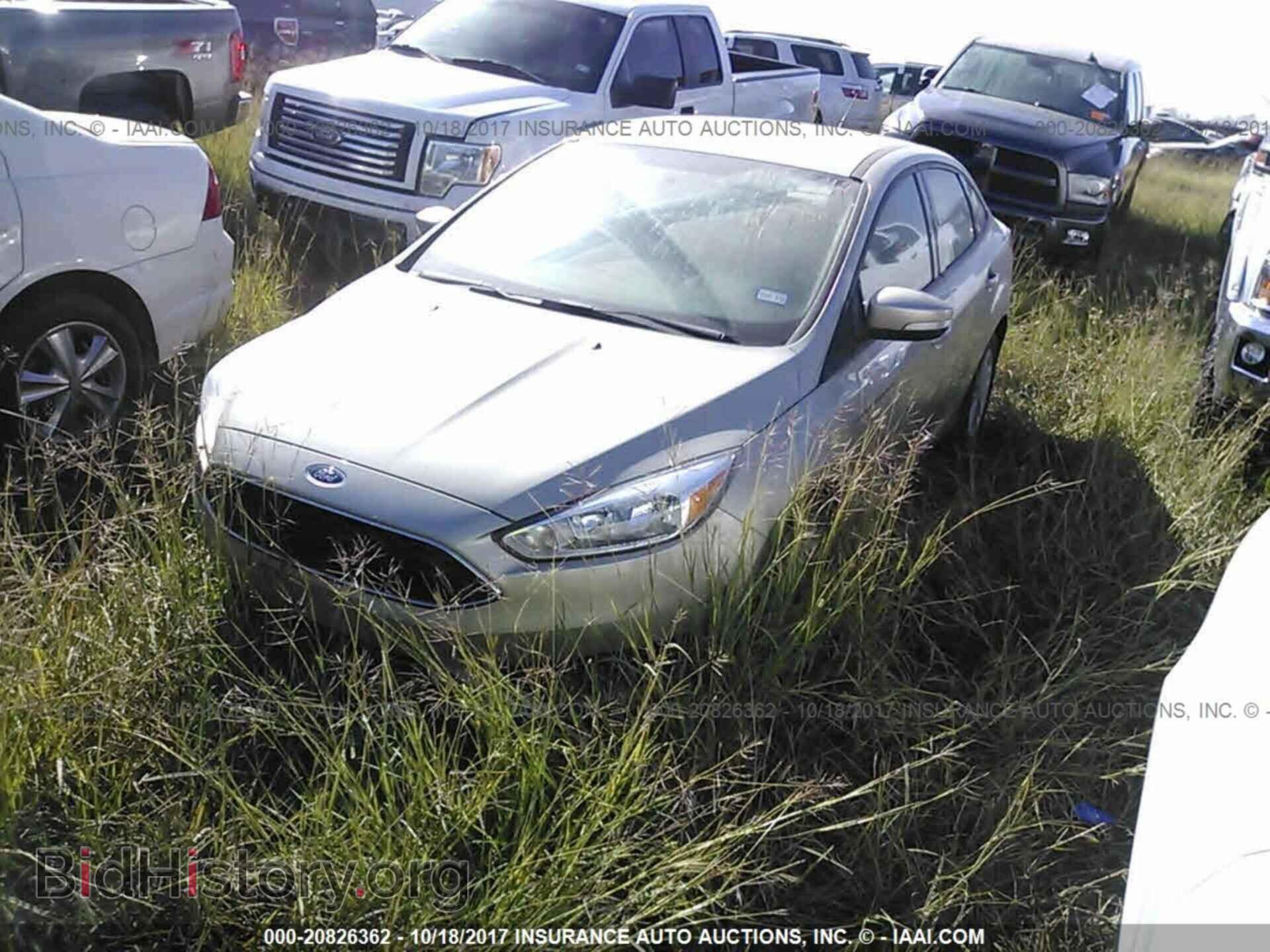 2017 Ford Focus - VIN: 1FADP3F29HL237111 - Фото 2