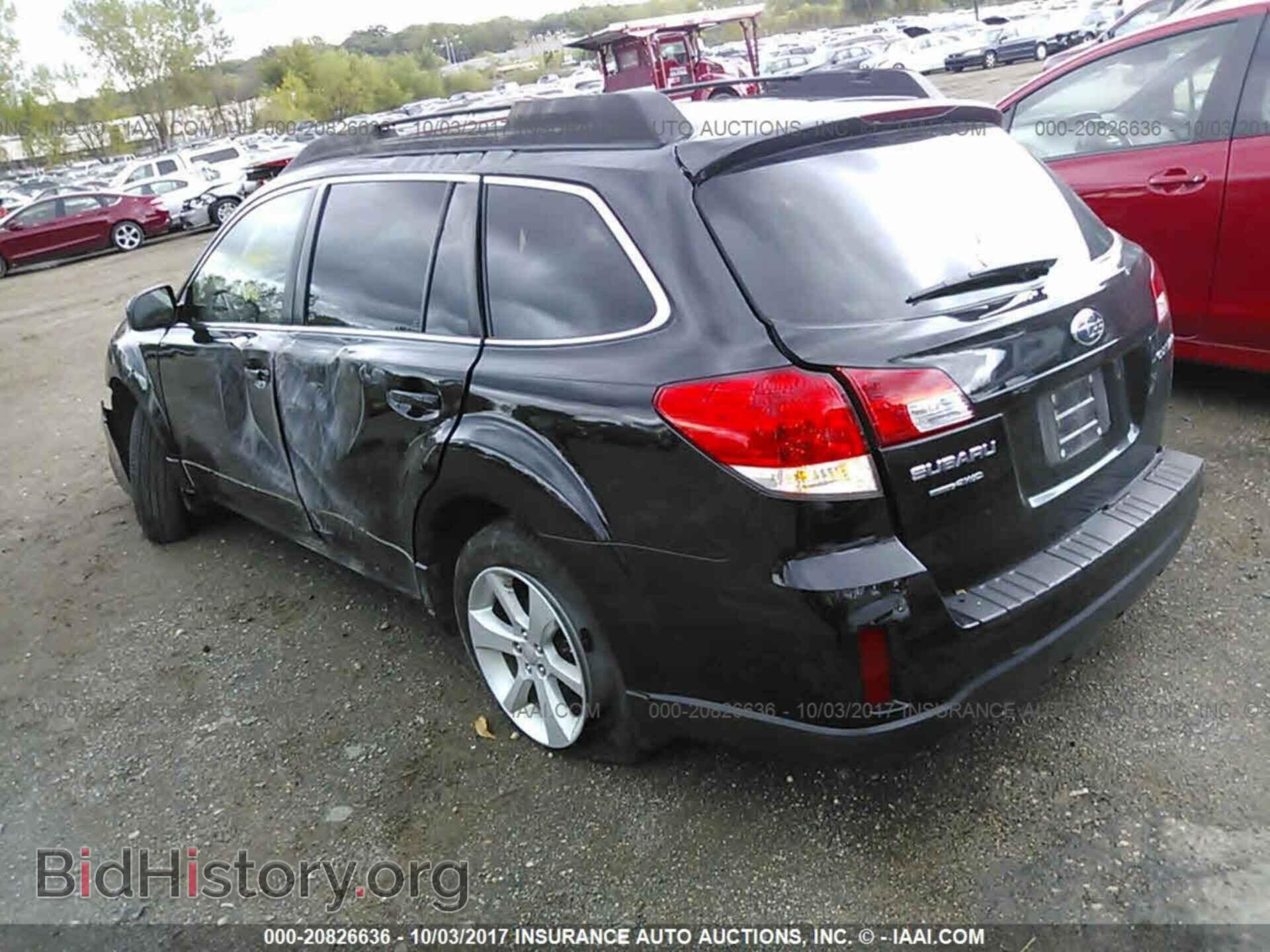 2013 Subaru Outback - VIN: 4S4BRCCC7D3294440 - Photo 3
