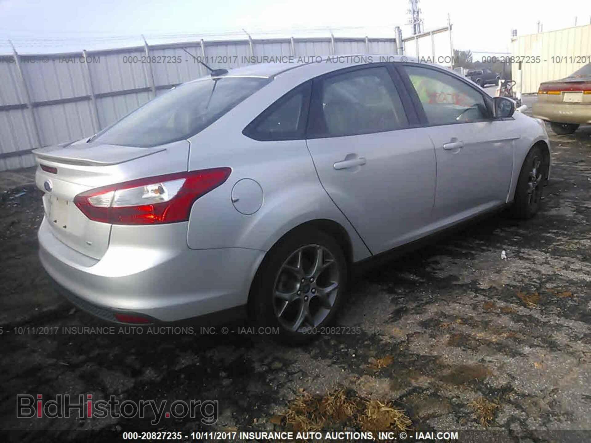 2013 Ford Focus - VIN: 1FADP3F28DL273236 - Фото 4