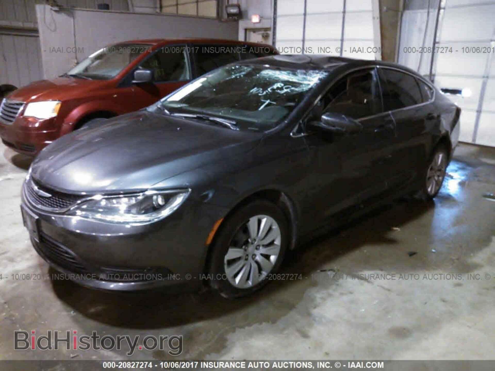 2015 Chrysler 200 - VIN: 1C3CCCFB6FN618390 - Фото 2