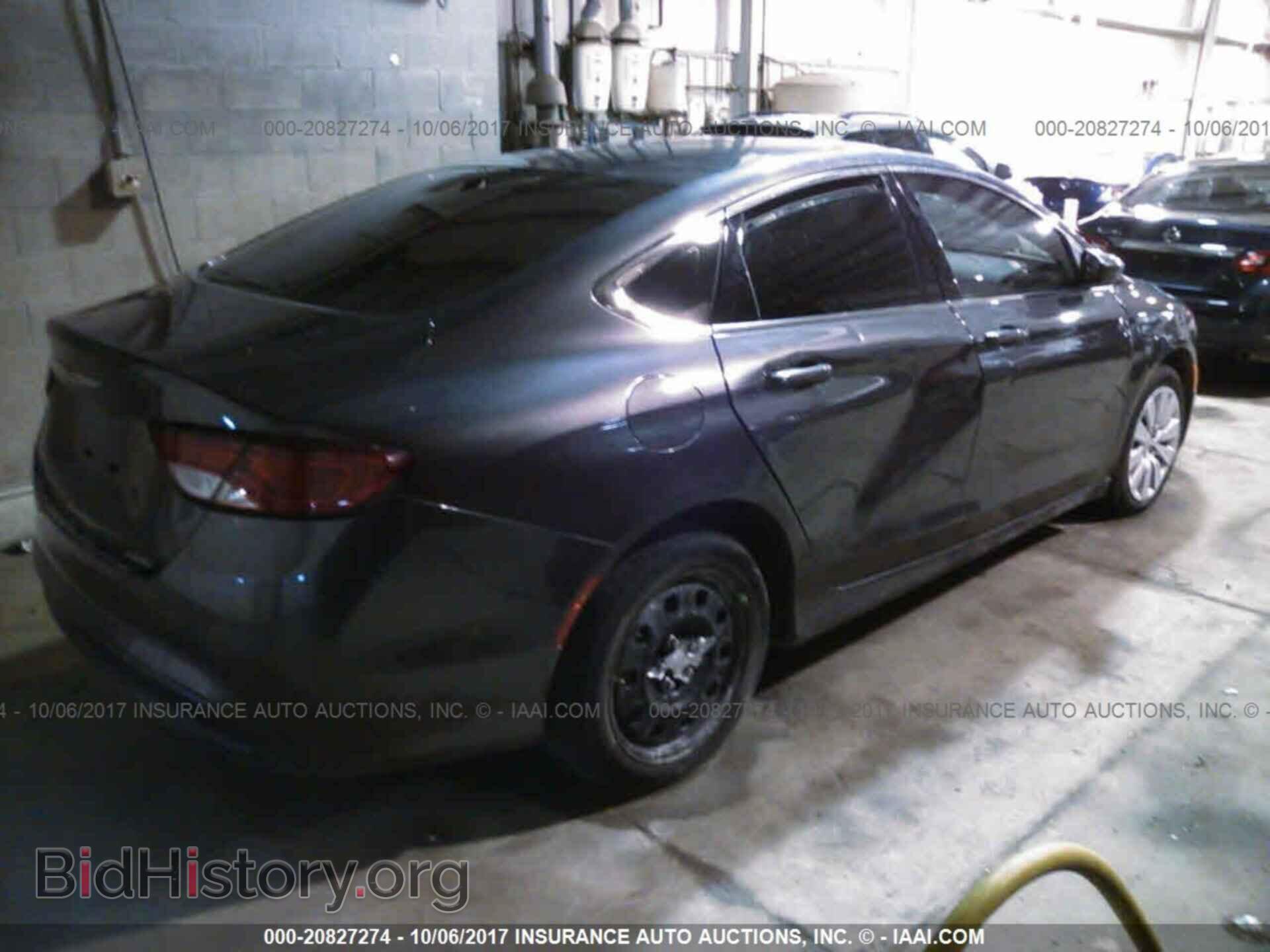 2015 Chrysler 200 - VIN: 1C3CCCFB6FN618390 - Фото 4