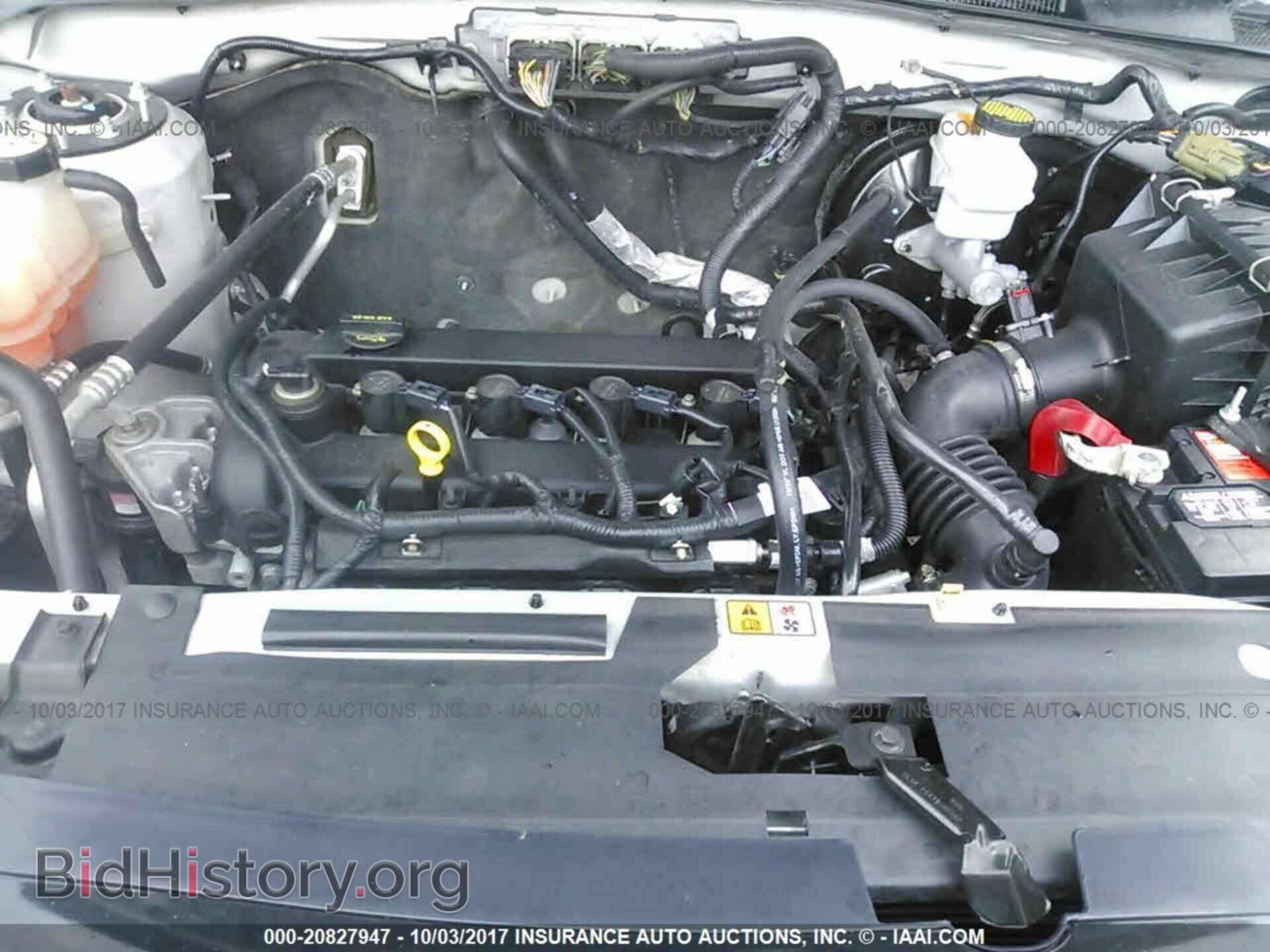 2011 Ford Escape - VIN: 1FMCU0D79BKC60232 - Фото 10