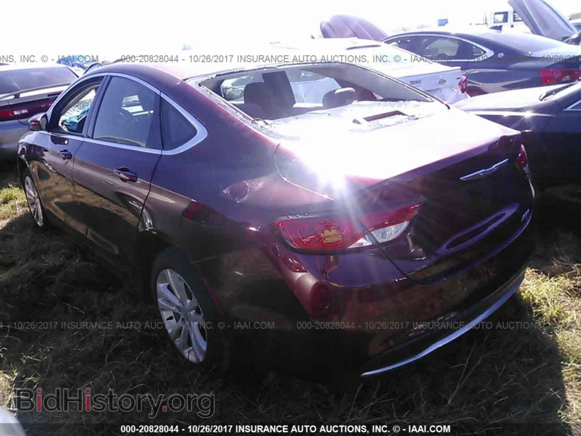 2015 Chrysler 200 - VIN: 1C3CCCABXFN574028 - Photo 3