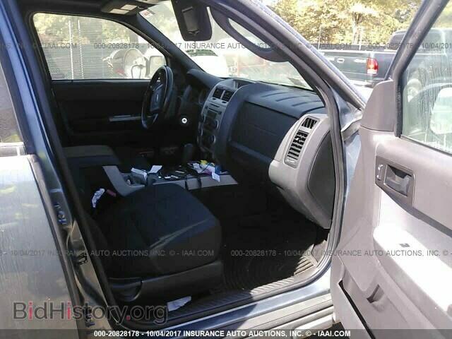 2011 Ford Escape - VIN: 1FMCU9D78BKB27773 - Фото 5