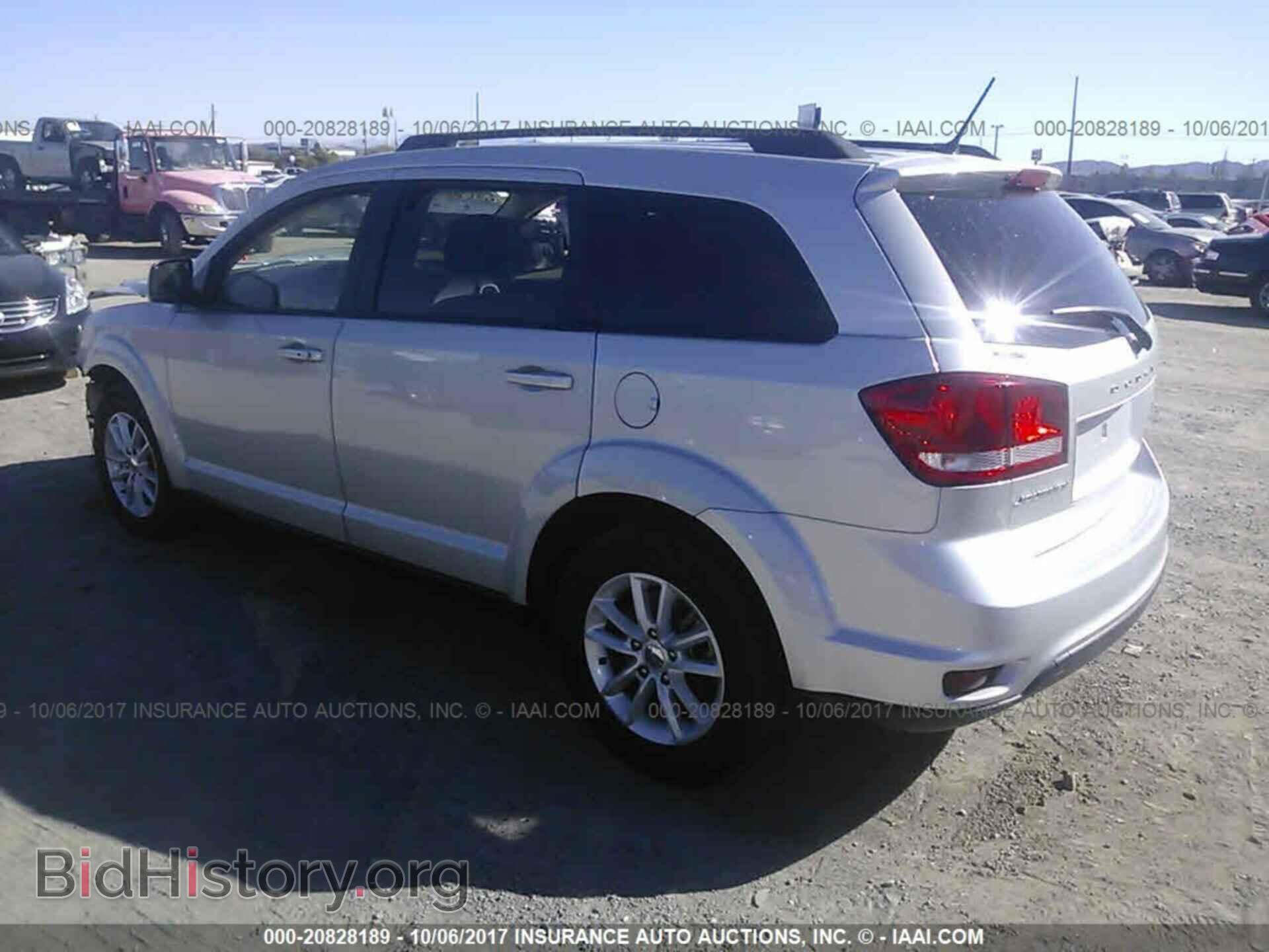 2014 Dodge Journey - VIN: 3C4PDCBB9ET153196 - Photo 3