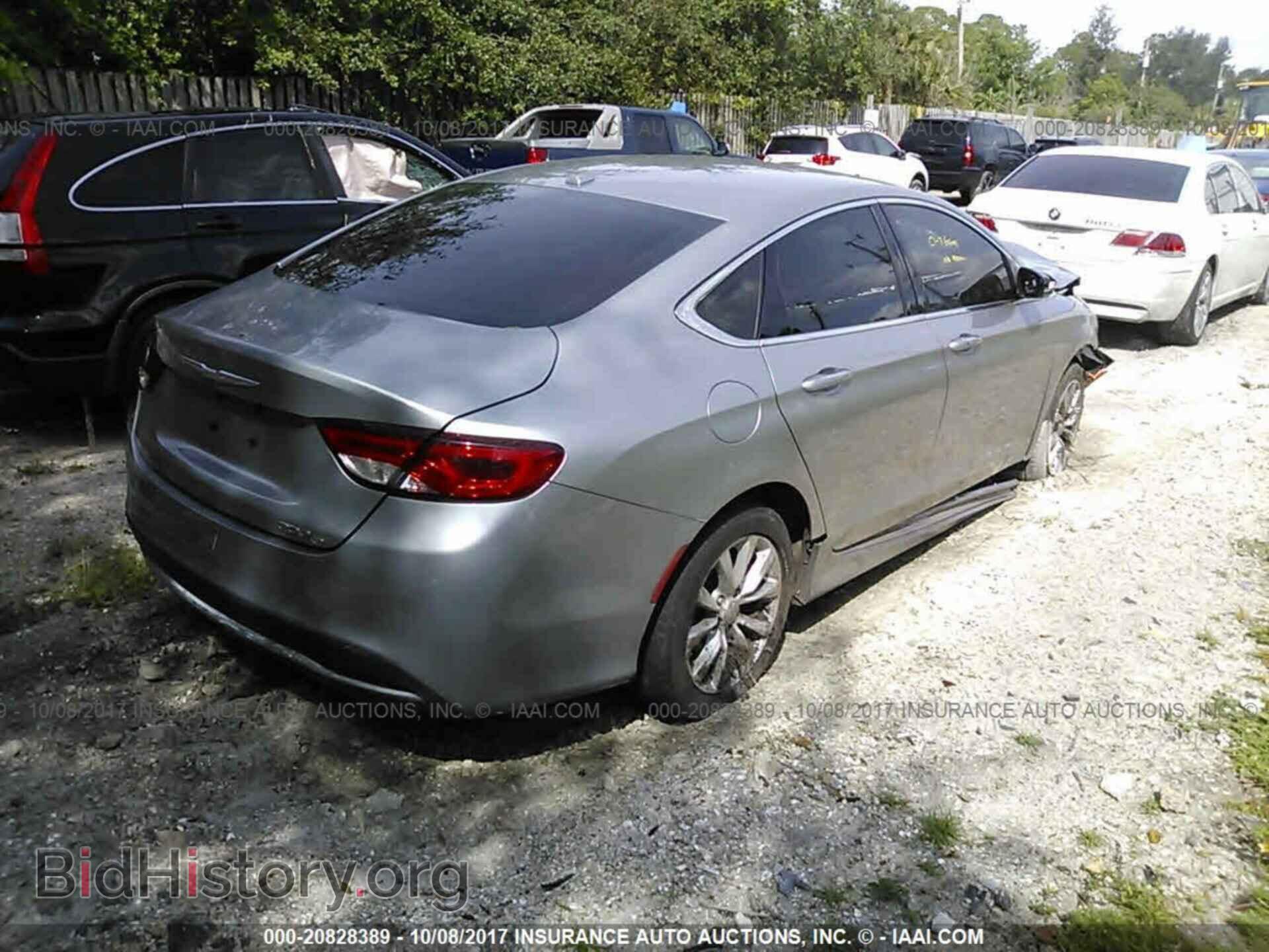 2015 Chrysler 200 - VIN: 1C3CCCCB5FN618983 - Photo 4