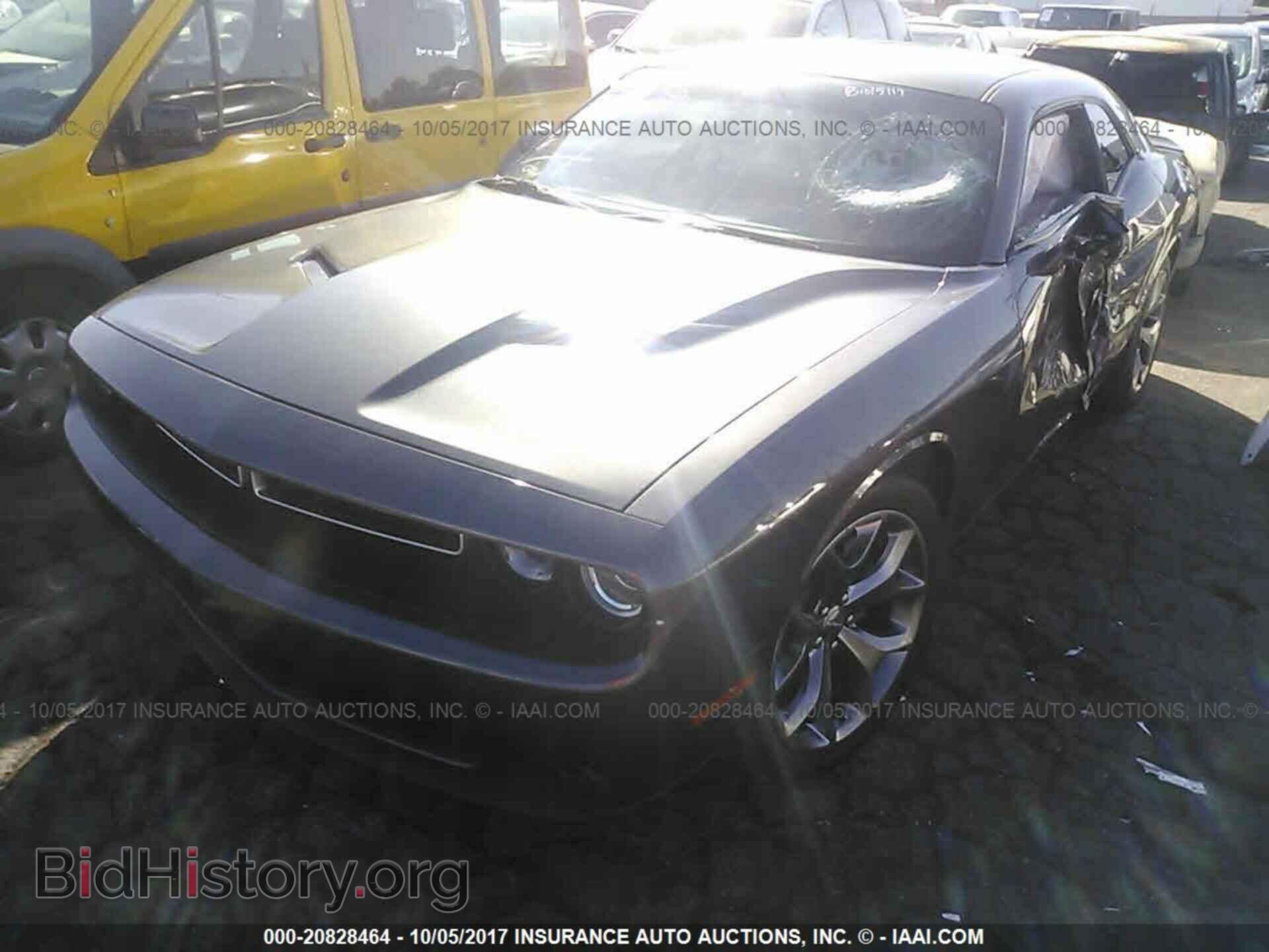 2016 Dodge Challenger - VIN: 2C3CDZAG2GH137503 - Photo 2