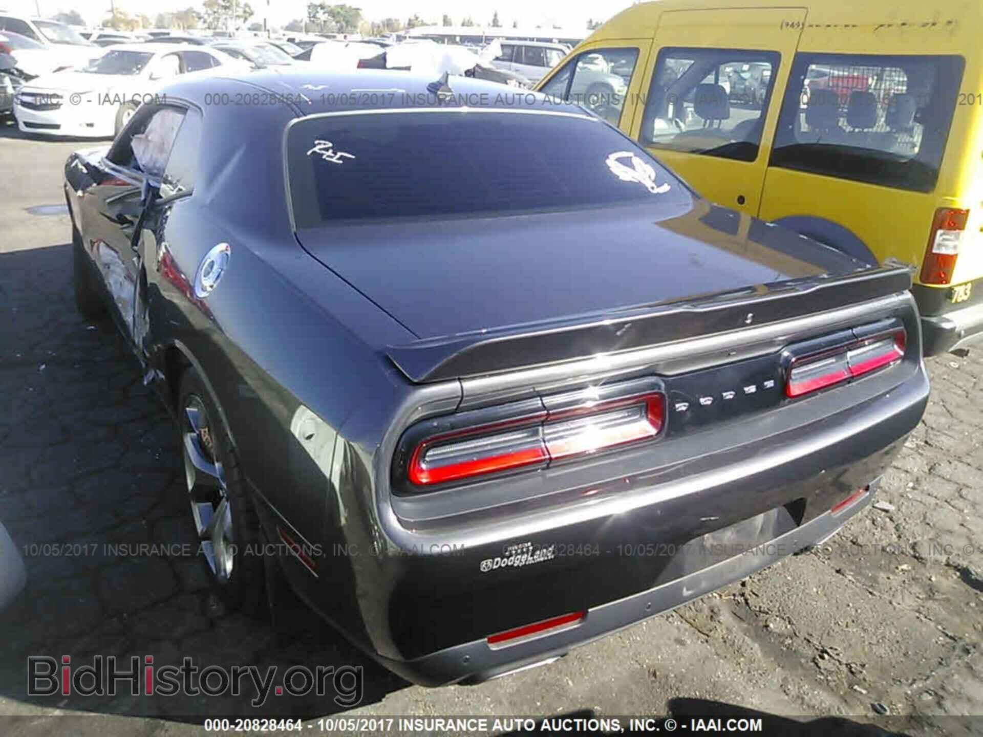 2016 Dodge Challenger - VIN: 2C3CDZAG2GH137503 - Photo 3