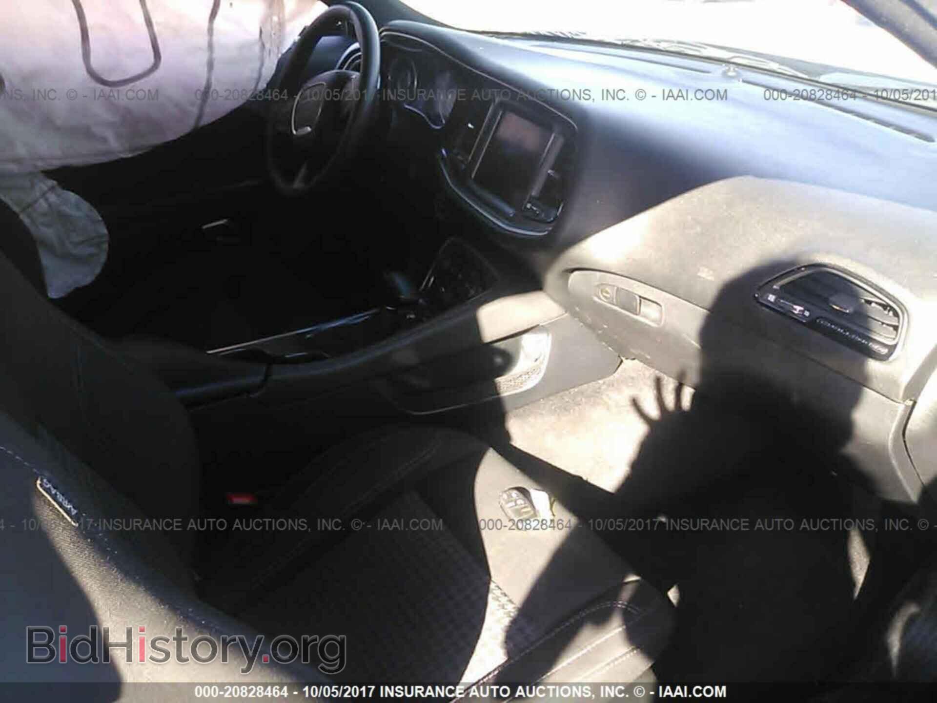 2016 Dodge Challenger - VIN: 2C3CDZAG2GH137503 - Photo 5